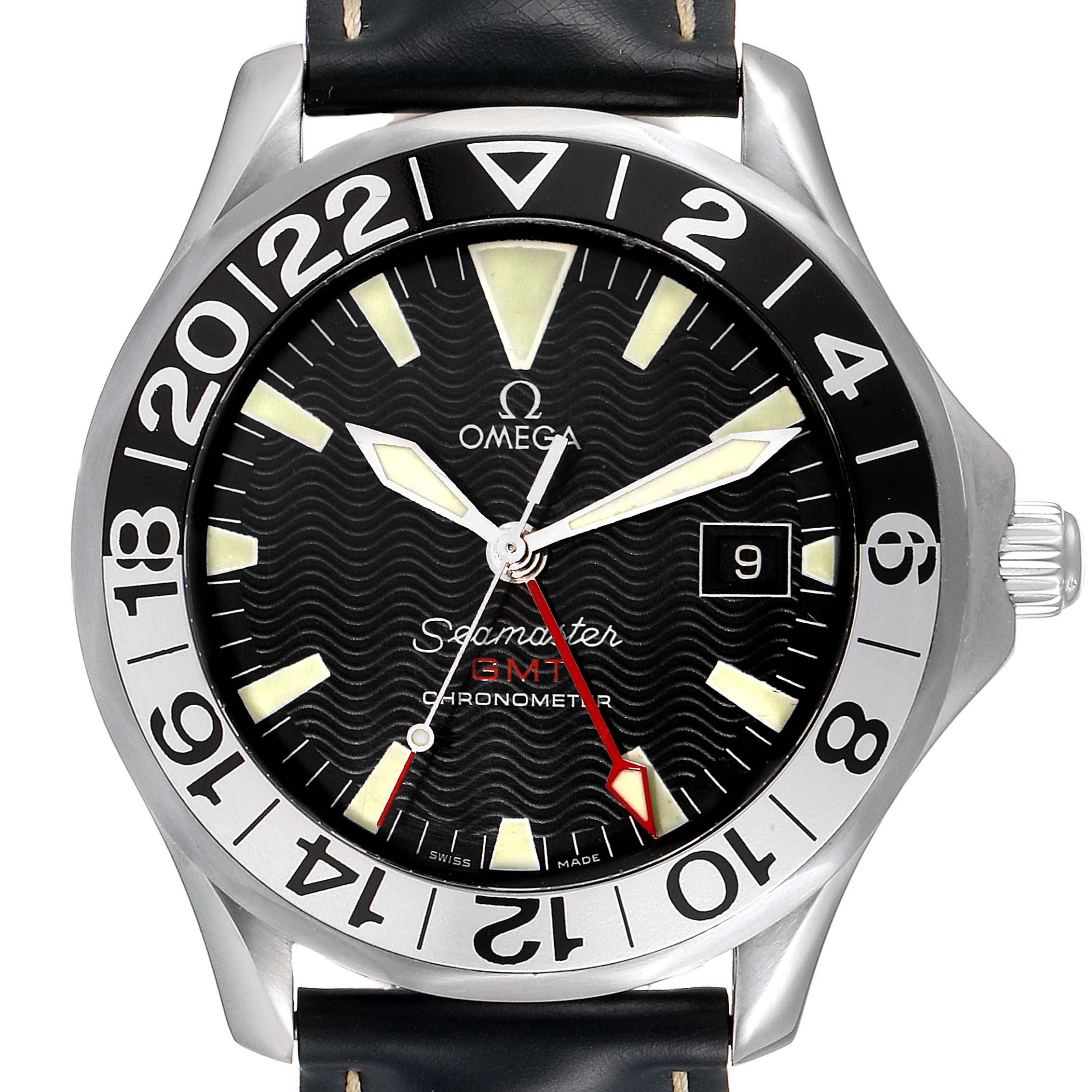 This image shows a front view of an Omega Seamaster 2534.50.00 Men
s Stainless Steel Black Dial 2534.50.00 Men
s Stainless Steel Black Dial GMT Chronometer watch, highlighting its dial, bezel, and date window.