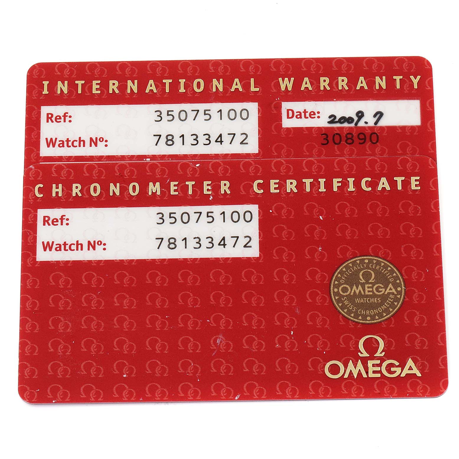 This image shows the International Warranty and Chronometer Certificate cards for the Omega Speedmaster 3507.51.00 Men
s Stainless Steel Black Dial 3507.51.00 Men
s Stainless Steel Black Dial watch.