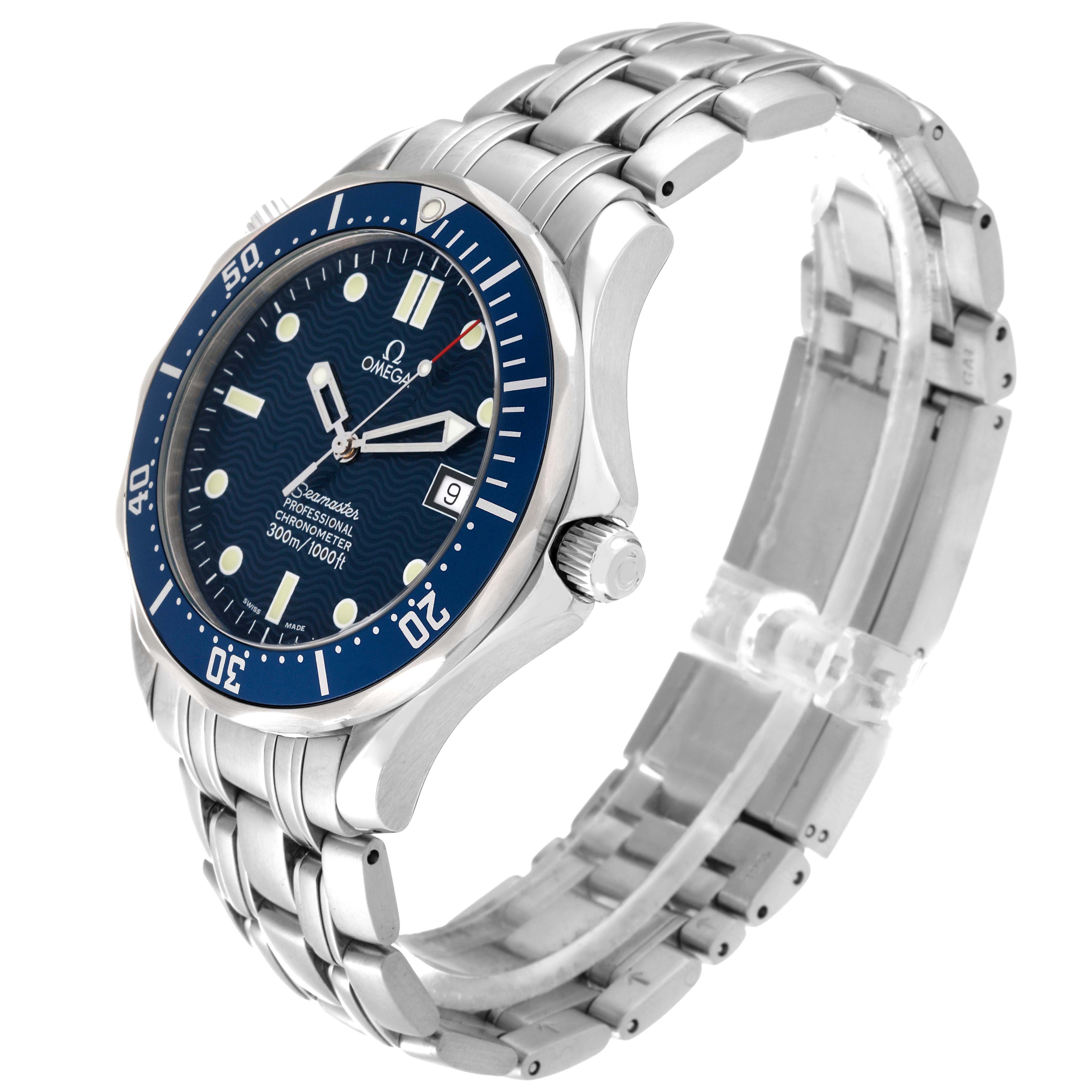 The image shows the Omega Seamaster 2531.80.00 Men
s Stainless Steel Blue Dial 2531.80.00 Men
s Stainless Steel Blue Dial watch at a slight angle, highlighting the dial, bezel, crown, and bracelet.