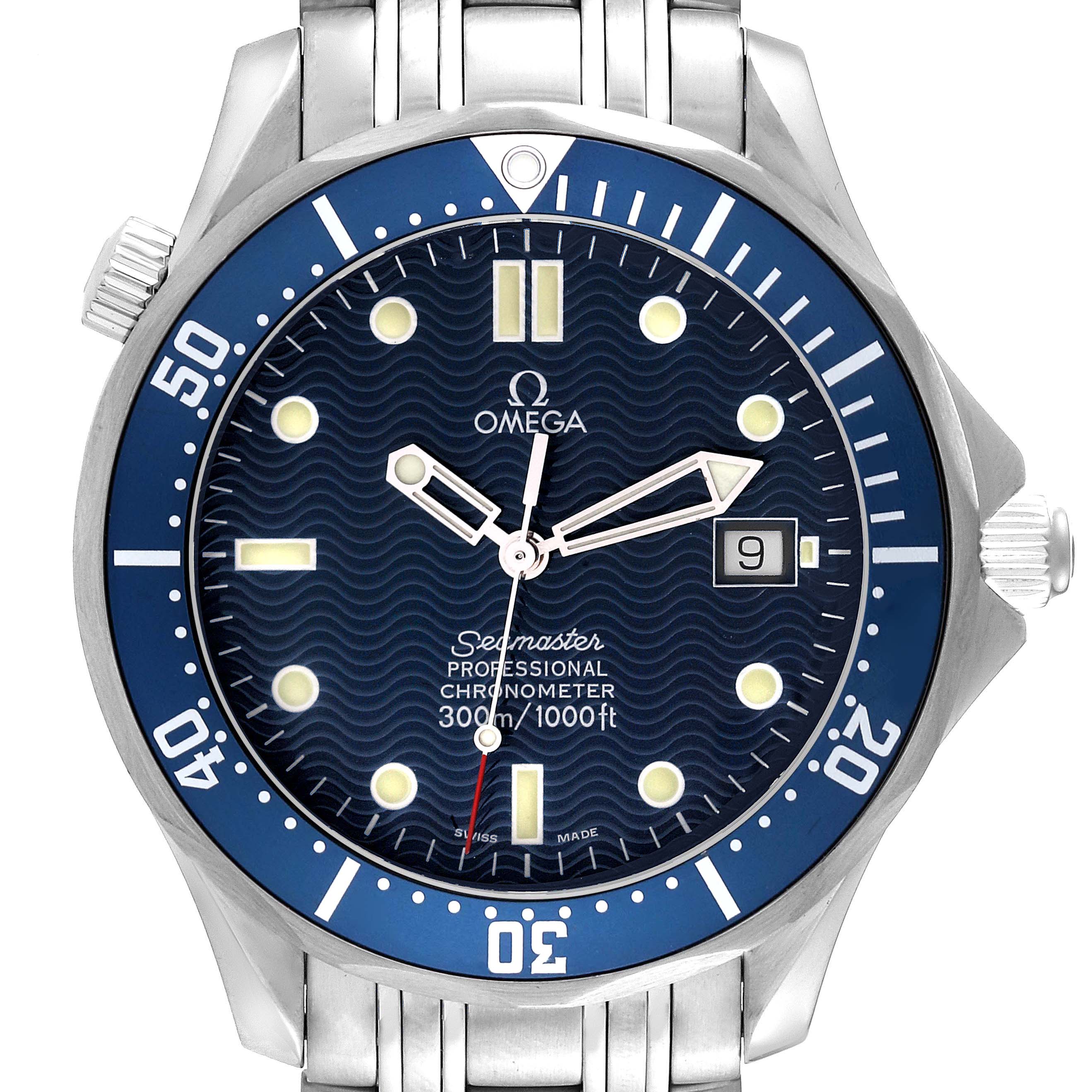 The image shows a frontal view of an Omega Seamaster 2531.80.00 Men
s Stainless Steel Blue Dial 2531.80.00 Men
s Stainless Steel Blue Dial watch, highlighting the dial, bezel, and part of the bracelet.