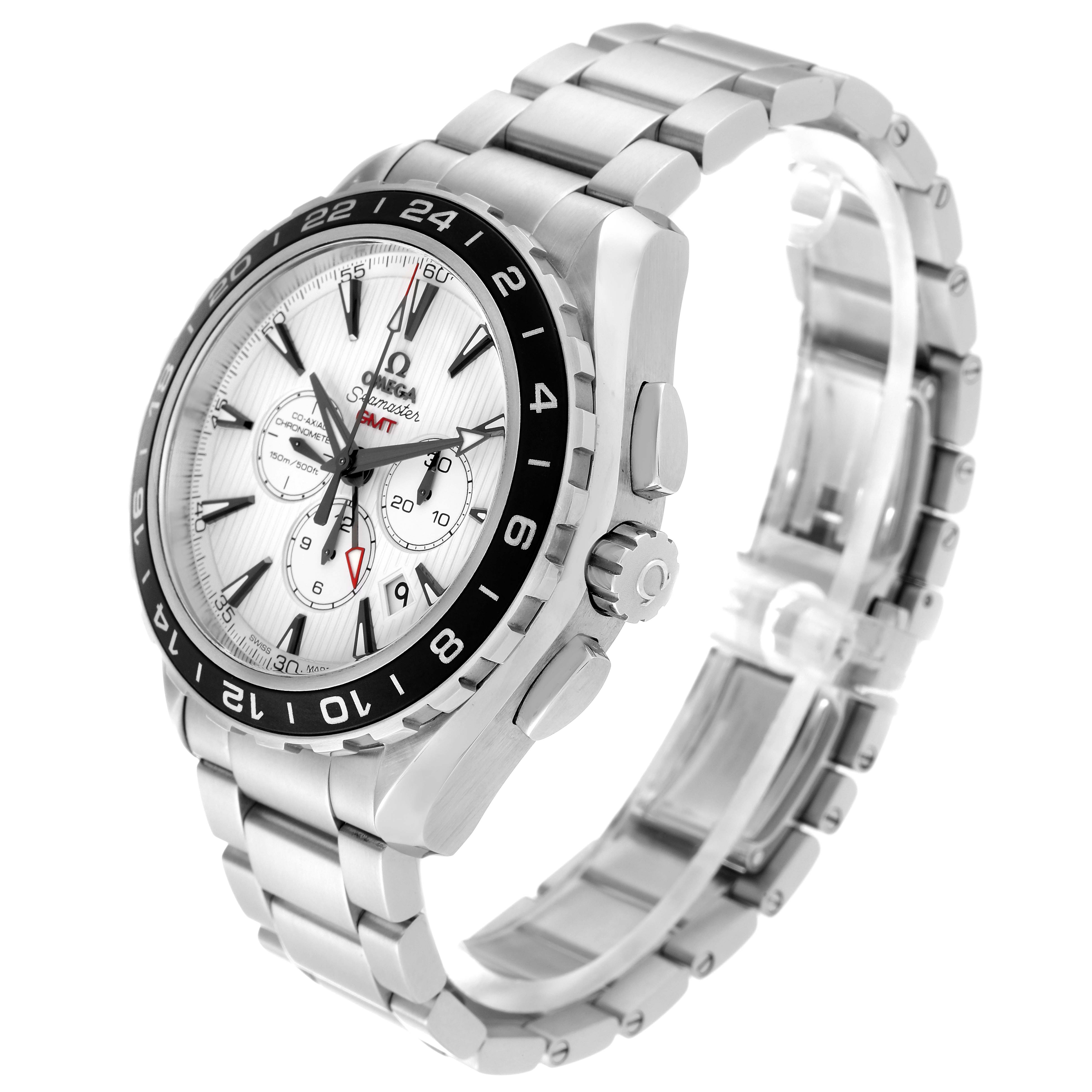 The image shows an Omega Seamaster 231.10.44.52.04.001 Men
s Stainless Steel White Dial 231.10.44.52.04.001 Men
s Stainless Steel White Dial watch at a three-quarter angle, highlighting the face, bezel, crown, and bracelet.