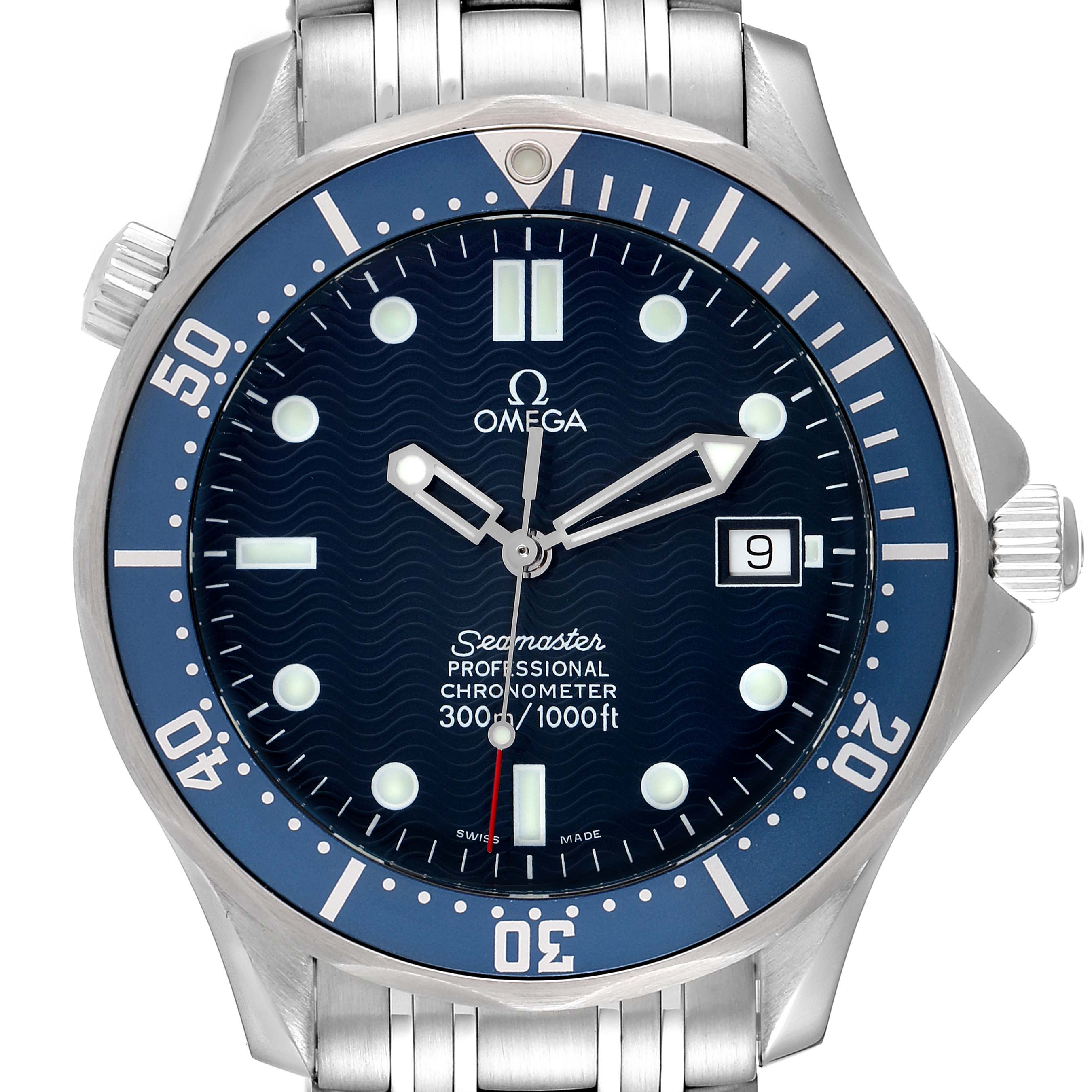 The image shows a front view of the Omega Seamaster 2531.80.00 Men's Stainless Steel Blue Dial 2531.80.00 Men's Stainless Steel Blue Dial watch showcasing its dial, bezel, hands, date window, and part of its bracelet.
