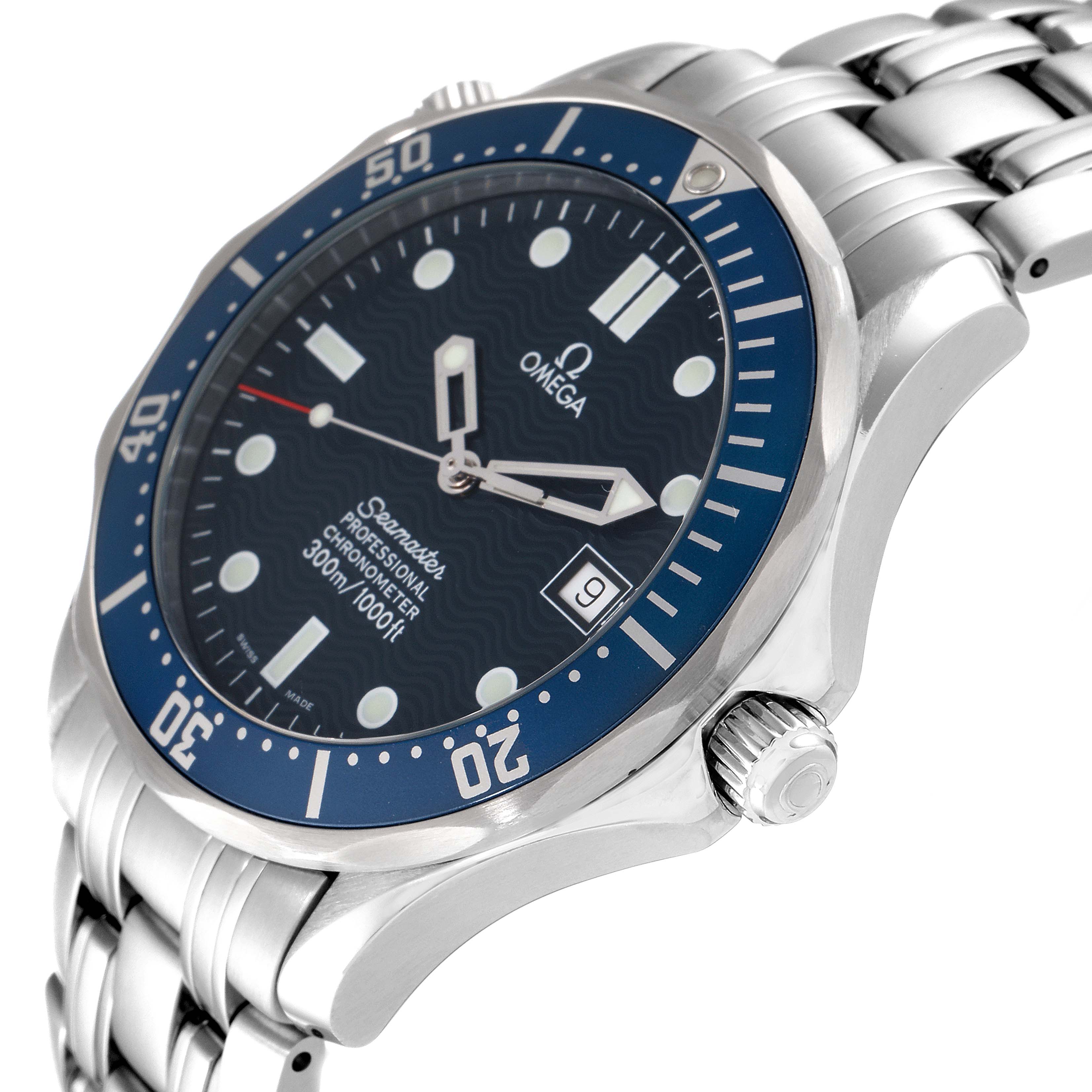 The image shows a close-up of the Omega Seamaster 2531.80.00 Men's Stainless Steel Blue Dial 2531.80.00 Men's Stainless Steel Blue Dial watch, highlighting its face, bezel, crown, and part of the bracelet.
