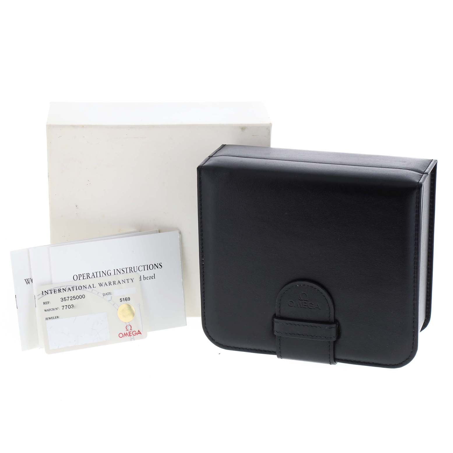 The image shows an Omega Speedmaster 3572.50.00 Men
s Stainless Steel Black Dial 3572.50.00 Men
s Stainless Steel Black Dial watch box, operating instructions, and an international warranty card.