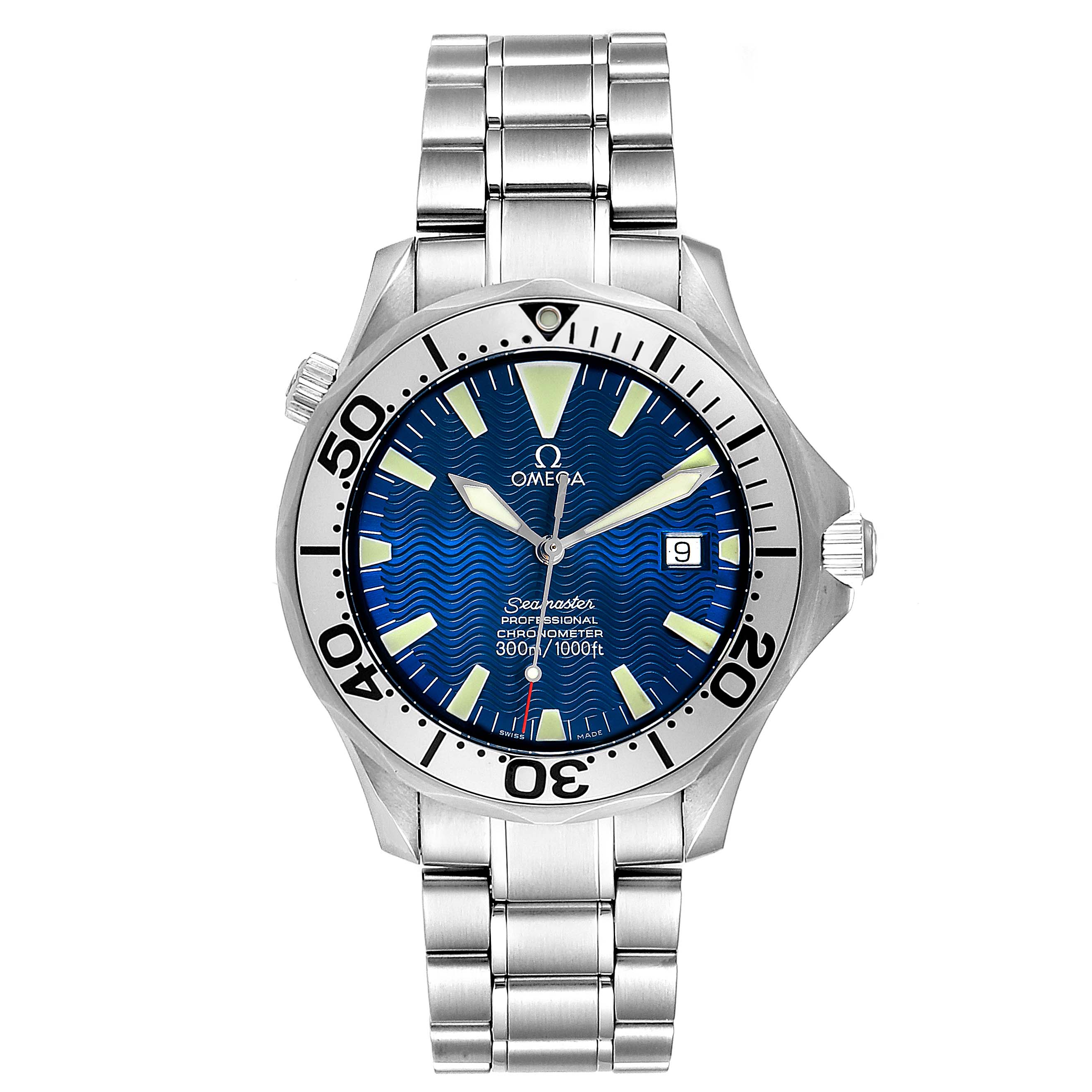 The image shows a front view of an Omega Seamaster 2255.80.00 Men
s Stainless Steel Blue Dial 2255.80.00 Men
s Stainless Steel Blue Dial watch, detailing the face, bezel, crown, and metal bracelet.