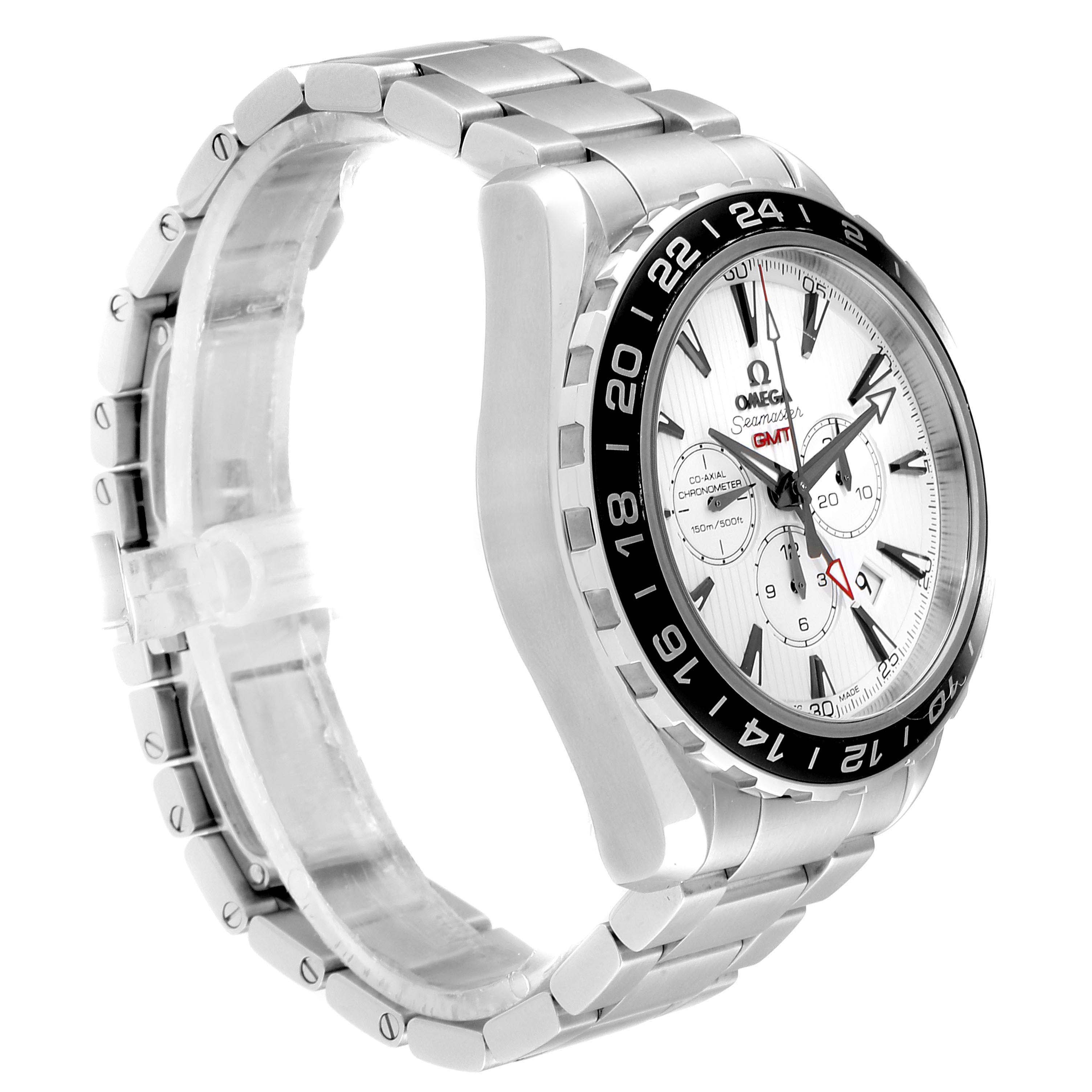 This image shows the Omega Aqua Terra 231.10.44.52.04.001 Men
s Stainless Steel White Dial 231.10.44.52.04.001 Men
s Stainless Steel White Dial watch from a side view, emphasizing its metal band and bezel.