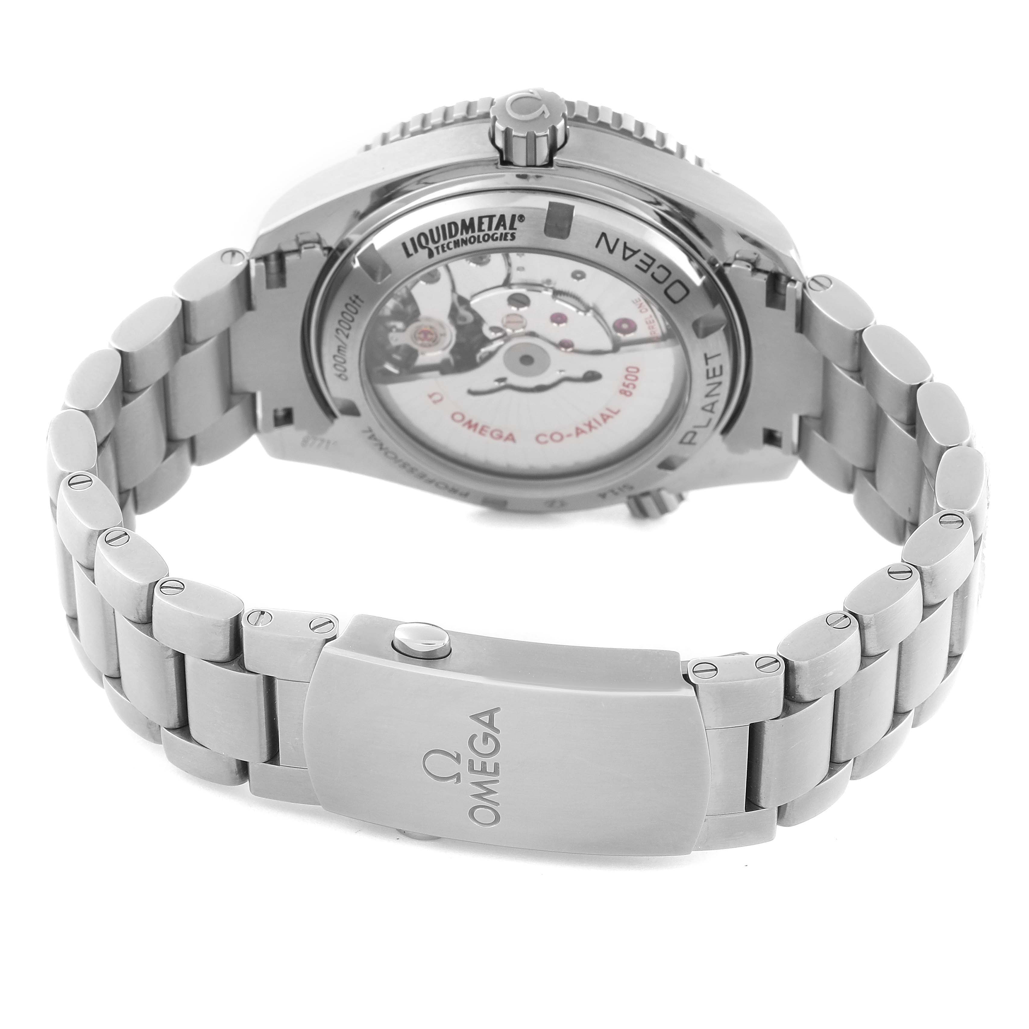 The image shows the back and bracelet of an Omega Planet Ocean 232.90.42.21.03.001 Men
s Titanium Blue Dial 232.90.42.21.03.001 Men
s Titanium Blue Dial watch, highlighting the movement and clasp.