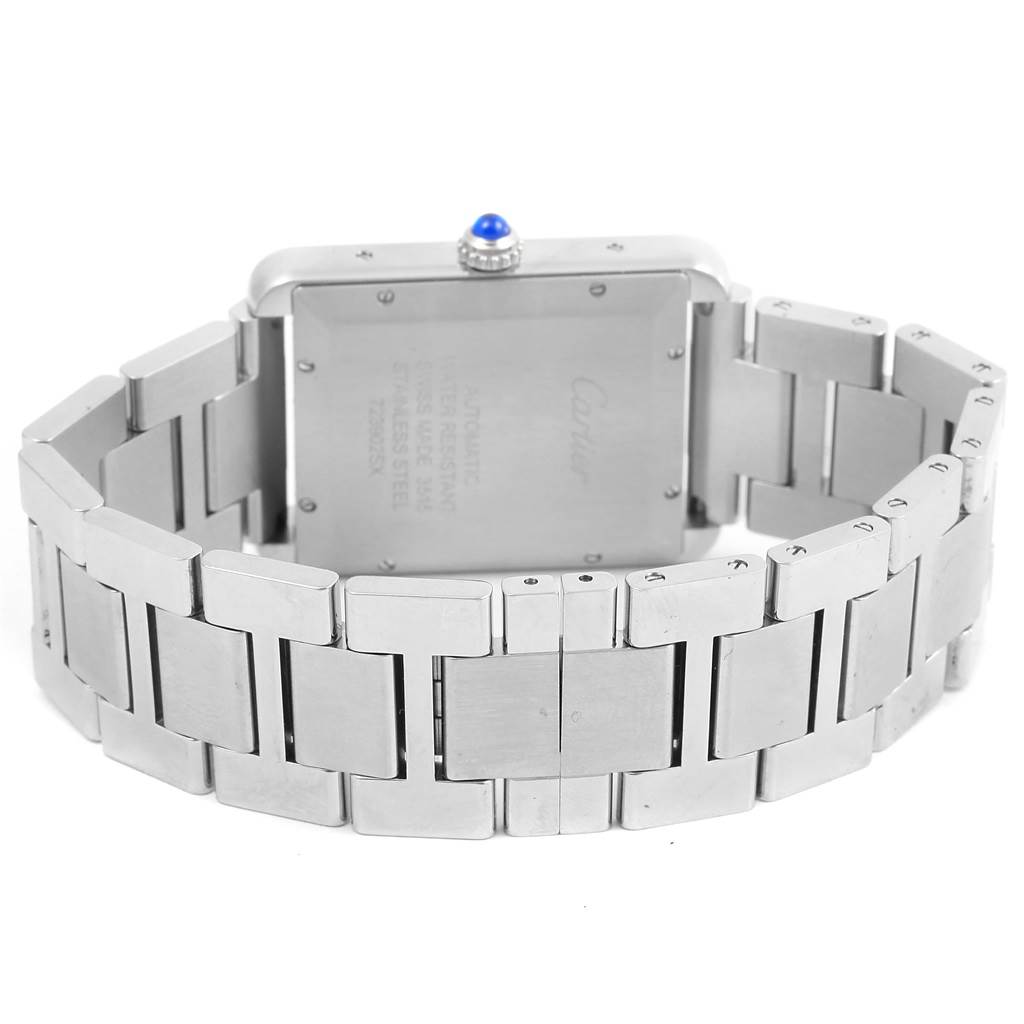 The image shows the back case and bracelet of the Cartier Tank Solo W5200028 Men
s Stainless Steel Silver Dial W5200028 Men
s Stainless Steel Silver Dial watch, with a focus on the metal links.