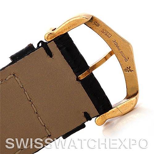 This image shows a close-up of the buckle and strap of a Cartier Tank Solo W1018855 Men
s Steel and Gold (two tone) Silver Dial W1018855 Men
s Steel and Gold (two tone) Silver Dial watch.