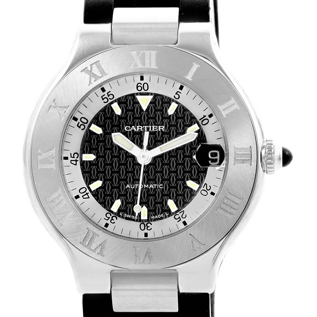 The image shows a front view of the Must 21 Chronoscaph model by Cartier, featuring its dial, bezel, and part of the strap.