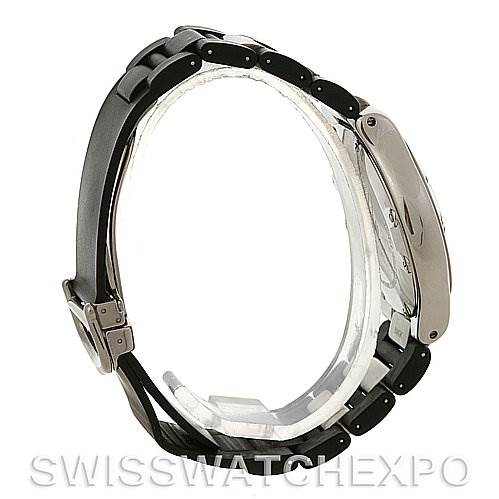 This side view image shows the bracelet and clasp of a Cartier Must 21 Chronoscaph W10125U2 Men
s Stainless Steel Black Dial W10125U2 Men
s Stainless Steel Black Dial watch.