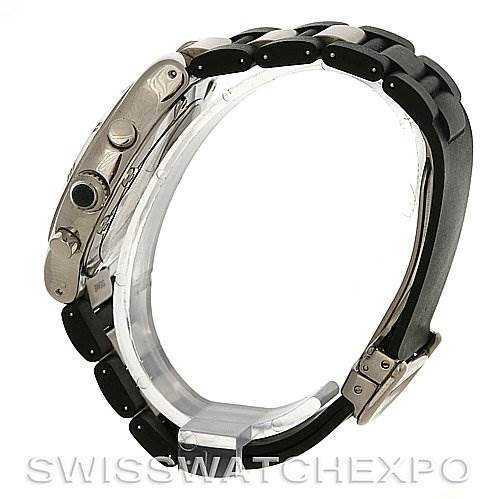 This side view of the Cartier Must 21 Chronoscaph W10125U2 Men
s Stainless Steel Black Dial W10125U2 Men
s Stainless Steel Black Dial highlights the buttons and part of the bracelet.