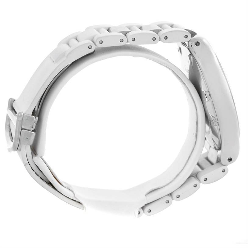 This image shows a side view of the Cartier Must 21 Chronoscaph W10184U2 Men's Stainless Steel White Dial W10184U2 Men's Stainless Steel White Dial watch, highlighting the strap and clasp.