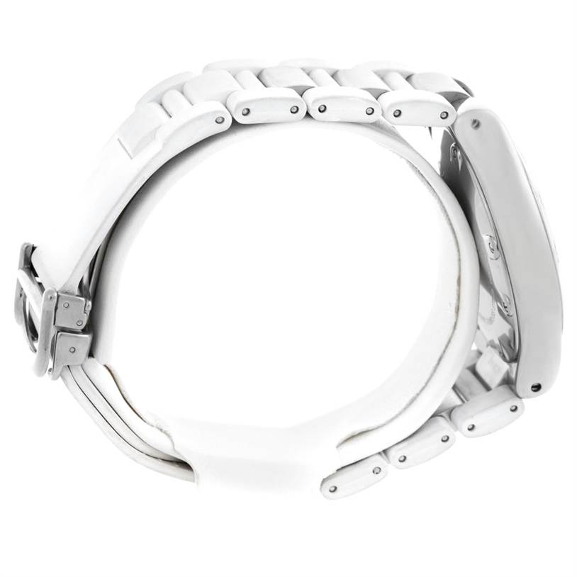 The image shows a side view of the Cartier Must 21 Chronoscaph W10184U2 Stainless Steel White Dial W10184U2 Stainless Steel White Dial watch, focusing on the band and clasp.