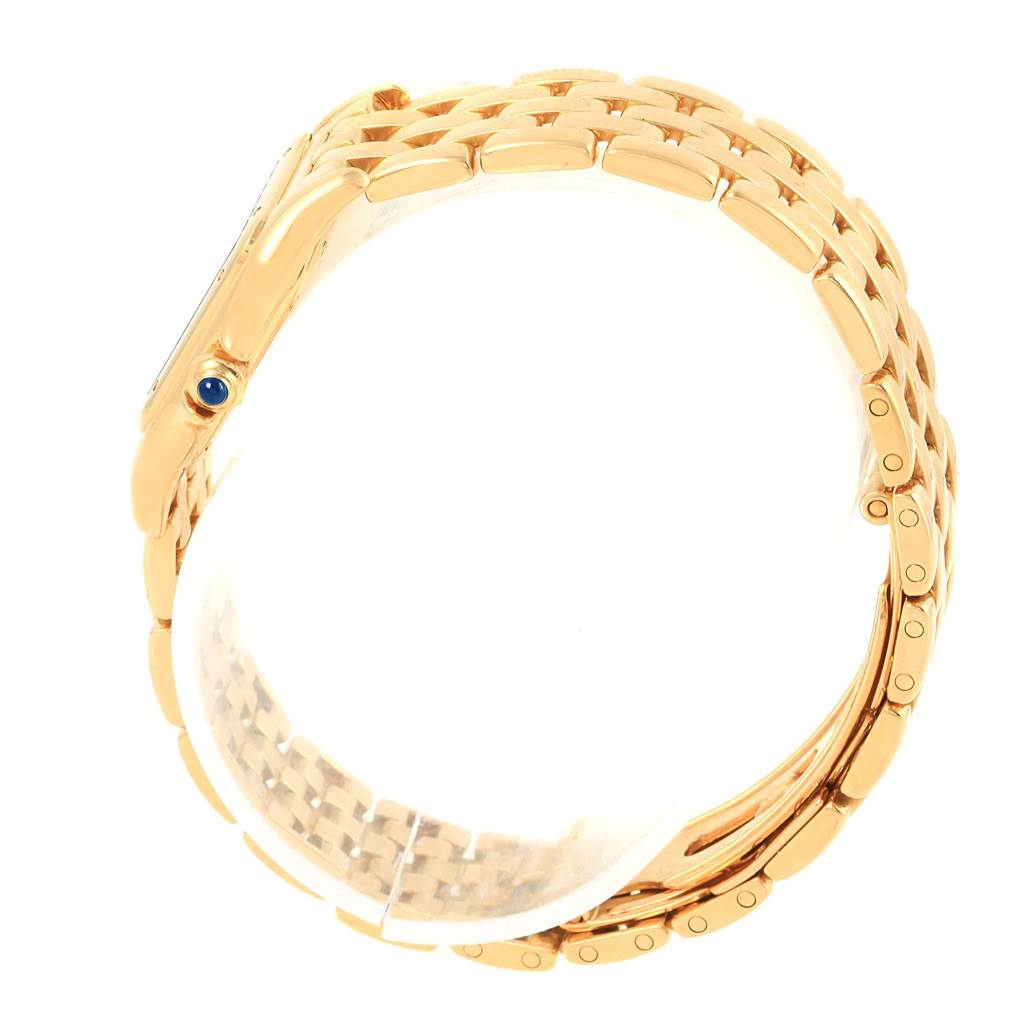 The image shows a side view of the Panthere model by Cartier, focusing on the bracelet and some parts of the case.