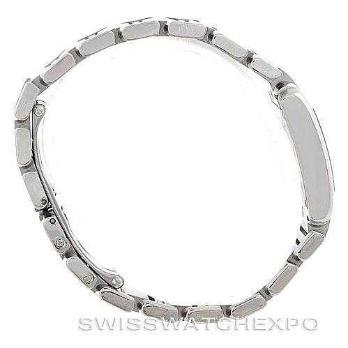 The image shows a side view of the bracelet of the Cartier Tank Française watch, highlighting individual links and the clasp mechanism.