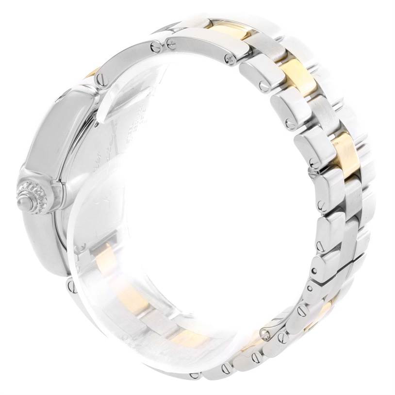 This image shows the side view of the Cartier Roadster W62026Y4 Men's Steel and Gold (two tone) Silver Dial W62026Y4 Men's Steel and Gold (two tone) Silver Dial watch, highlighting its case and bracelet.