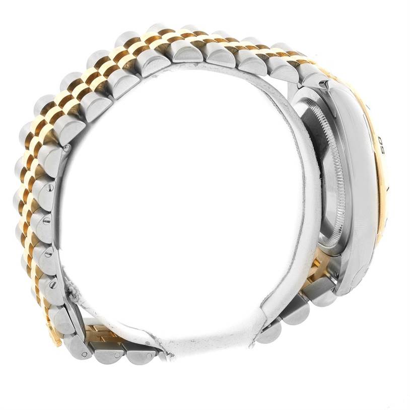 This image shows the side view of the Rolex Turn-o-Graph 116263GYSJ Men's Steel and Gold (two tone) Grey Dial 116263GYSJ Men's Steel and Gold (two tone) Grey Dial watch, focusing on its bracelet and part of the case.