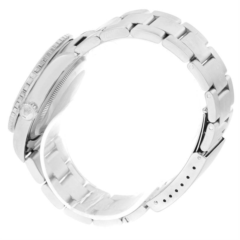 The image shows a side view of a Rolex Turn-o-Graph 16264 Men
s Stainless Steel White Dial 16264 Men
s Stainless Steel White Dial watch, featuring the case, crown, and bracelet links.