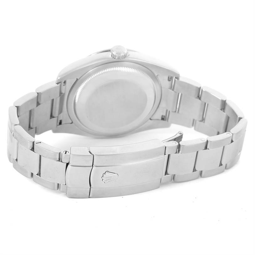 The image shows the back view of a Rolex Turn-o-Graph 116264 Men
s Stainless Steel White Dial 116264 Men
s Stainless Steel White Dial watch, highlighting the clasp, bracelet, and case back.