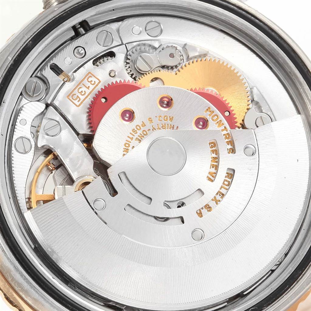 The image shows the internal movement mechanism of a Rolex Turn-o-Graph 16263 Men
s Steel and Gold (two tone) Champagne Dial 16263 Men
s Steel and Gold (two tone) Champagne Dial watch, viewed from the back.