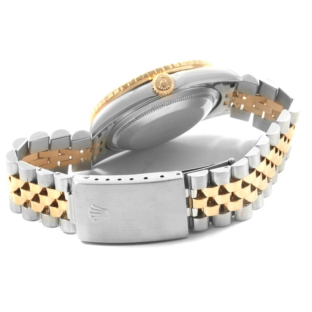 This image shows the back, bracelet, and clasp of the Rolex Turn-o-Graph 16263 Men
s Steel and Gold (two tone) Blue Dial 16263 Men
s Steel and Gold (two tone) Blue Dial watch.