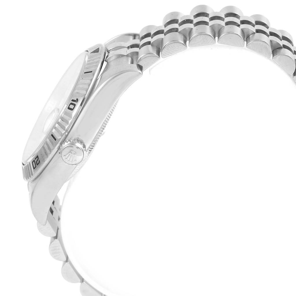 This image shows the side view and a partial bracelet of the Rolex Turn-o-Graph 116264 Men
s Stainless Steel White Dial 116264 Men
s Stainless Steel White Dial watch, highlighting the crown and bezel.