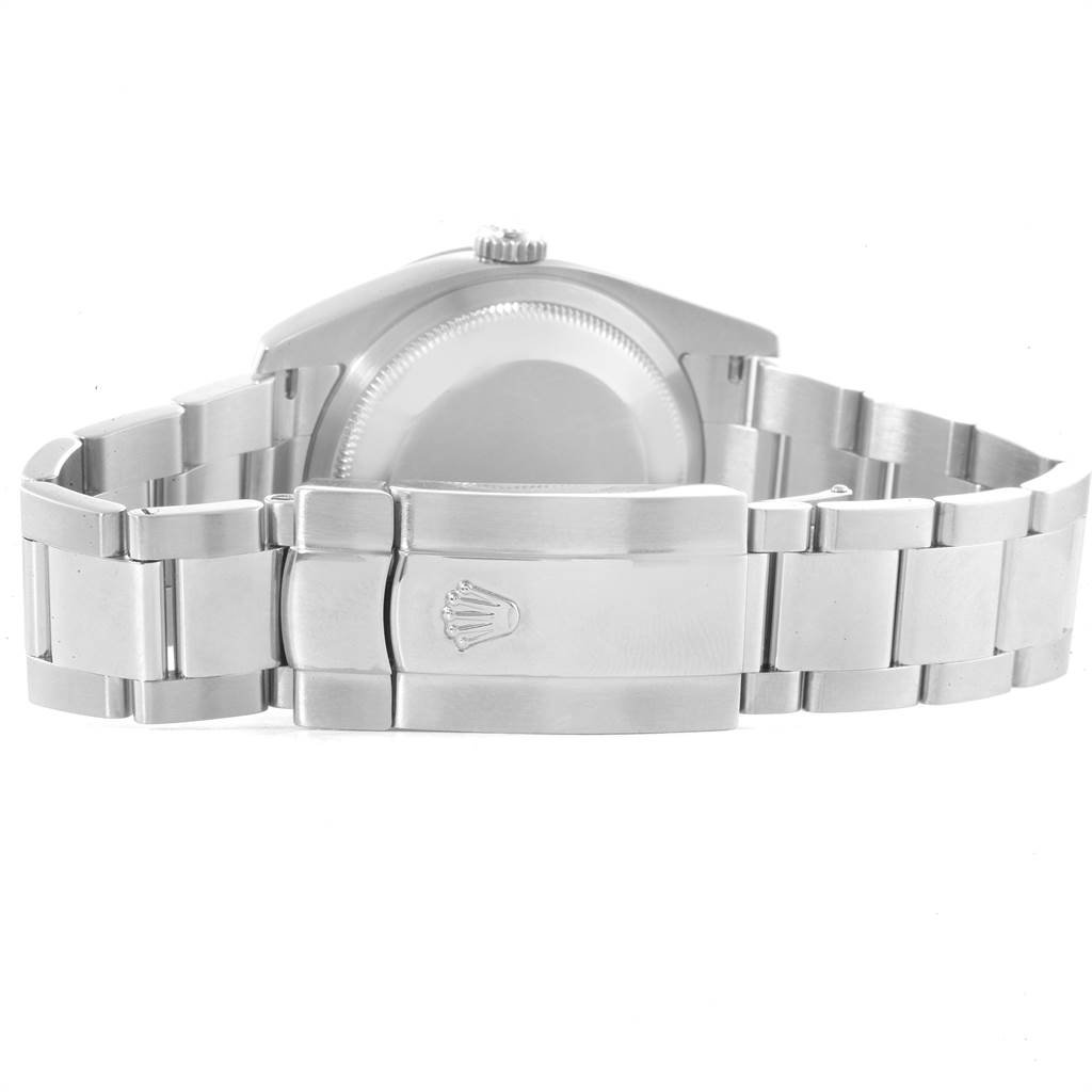 This image shows the back view of a Rolex Turn-o-Graph 116264 Men
s Stainless Steel White Dial 116264 Men
s Stainless Steel White Dial watch, highlighting its clasp and bracelet.