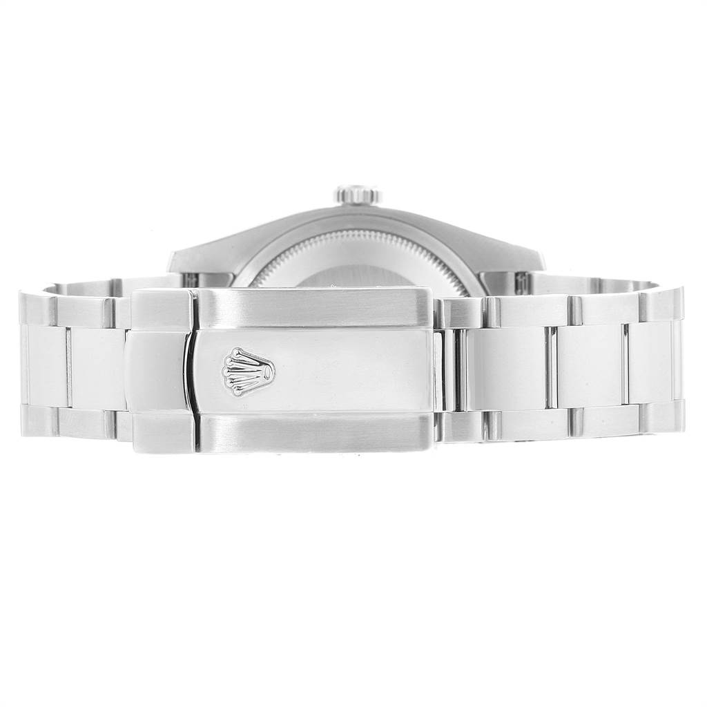 This image shows the clasp and part of the bracelet of a Rolex Turn-o-Graph 116264 Men
s Stainless Steel Black Dial 116264 Men
s Stainless Steel Black Dial watch from a rear angle.