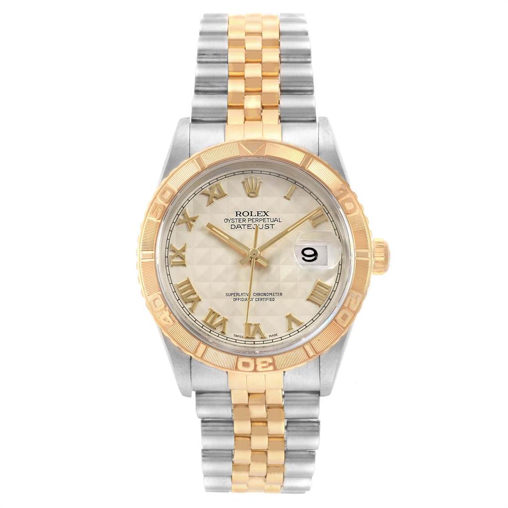 The image shows a front view of the Rolex Turn-o-Graph 16263 Men
s Steel and Gold (two tone) Beige Dial 16263 Men
s Steel and Gold (two tone) Beige Dial watch, highlighting its gold and silver bracelet, dial, and bezel.