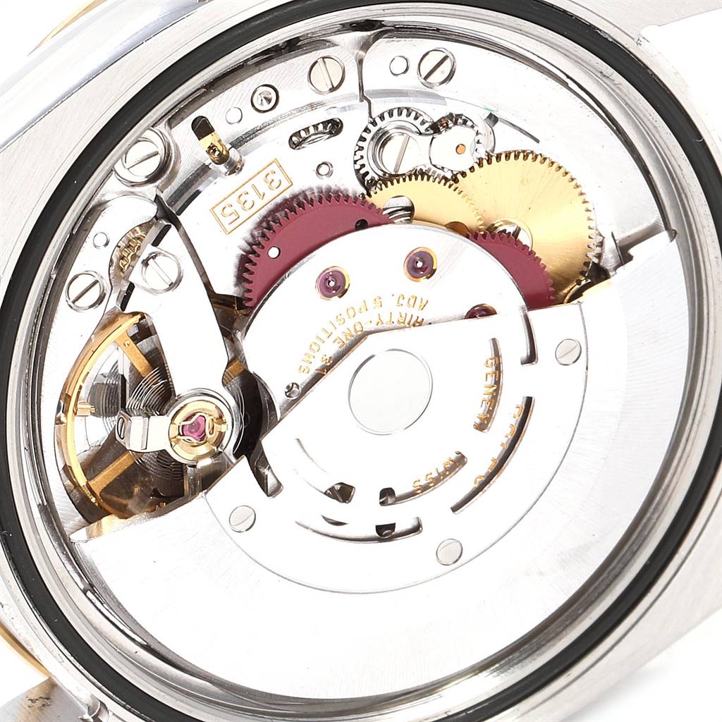 This is a close-up view of the internal mechanism of the Rolex Turn-o-Graph 116263 Men
s Steel and Gold (two tone) Champagne Dial 116263 Men
s Steel and Gold (two tone) Champagne Dial watch.