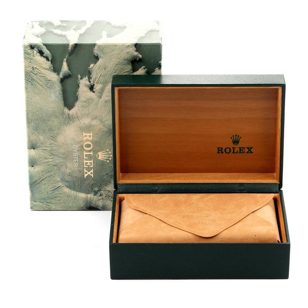 This image shows the box packaging and inner case for the Rolex Turn-o-Graph 16263 Men
s Steel and Gold (two tone) Champagne Dial 16263 Men
s Steel and Gold (two tone) Champagne Dial watch.
