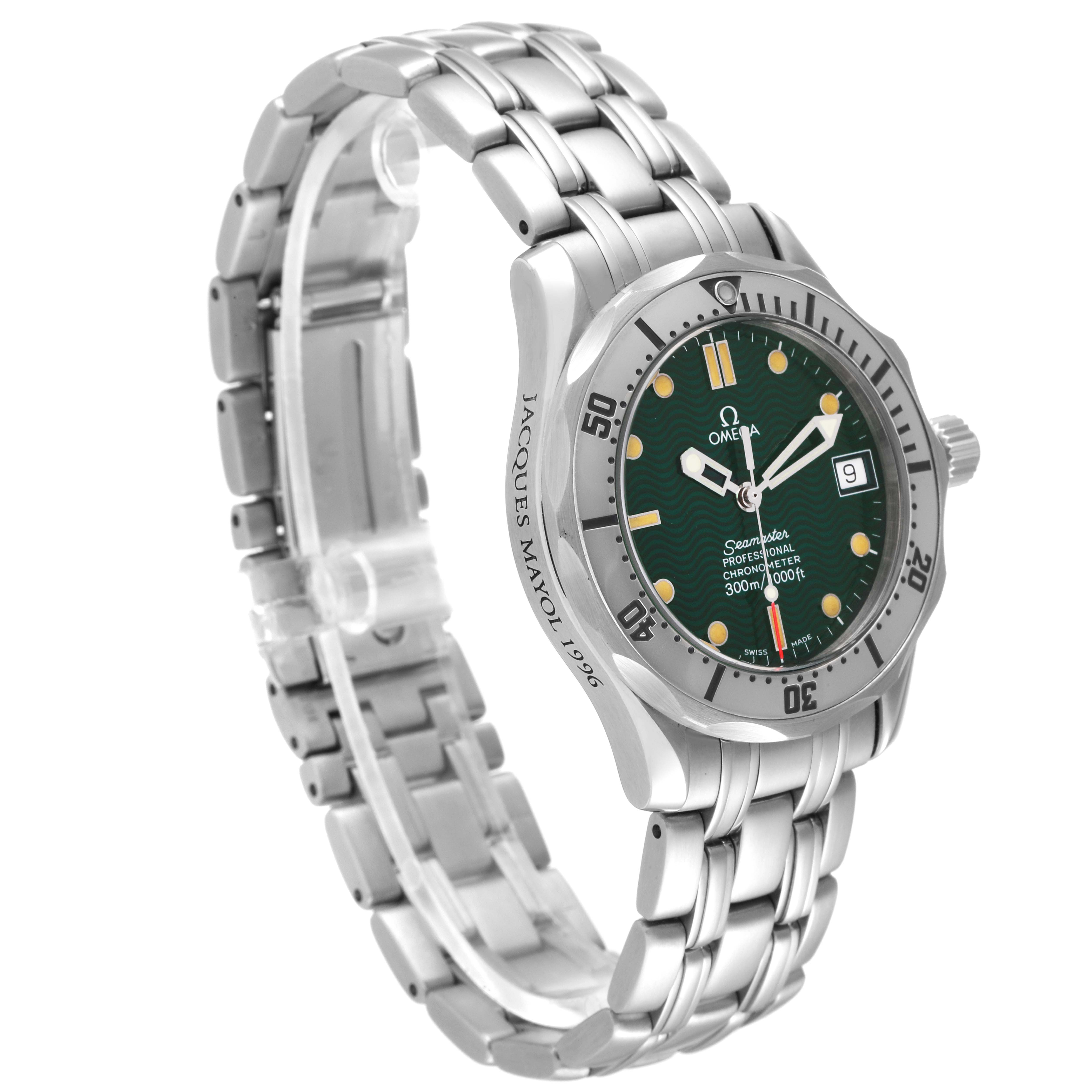 The photo shows an angled view of an Omega Seamaster 2553.41.00 Men's Stainless Steel Green Dial 2553.41.00 Men's Stainless Steel Green Dial watch with a metal bracelet and a green dial with a date window.