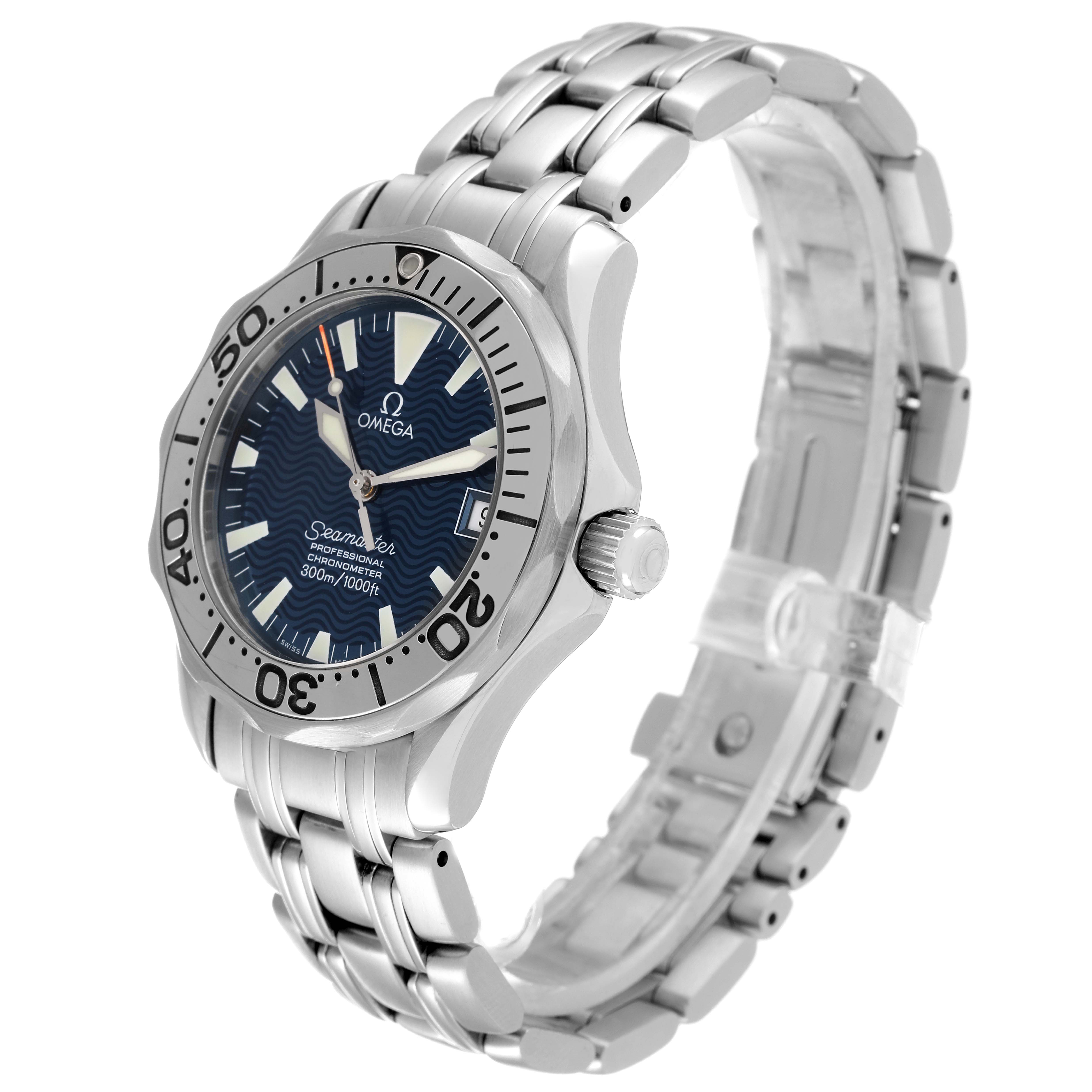 The image shows an Omega Seamaster 2554.80.00 Men's Stainless Steel Blue Dial 2554.80.00 Men's Stainless Steel Blue Dial watch at a three-quarter angle displaying the face, bezel, crown, and metal bracelet.