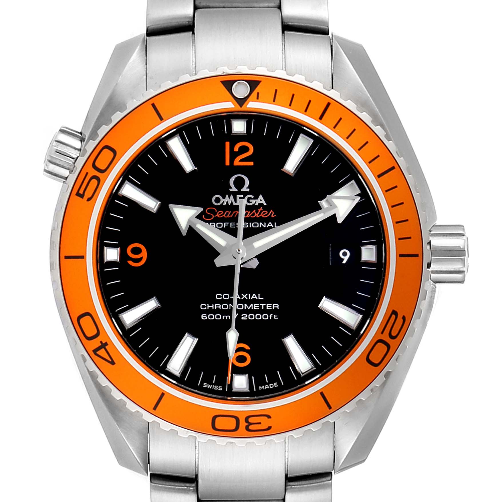 This image shows the front view of an Omega Planet Ocean 232.30.42.21.01.002 Men
s Stainless Steel Black Dial 232.30.42.21.01.002 Men
s Stainless Steel Black Dial watch, highlighting its dial, bezel, and bracelet.