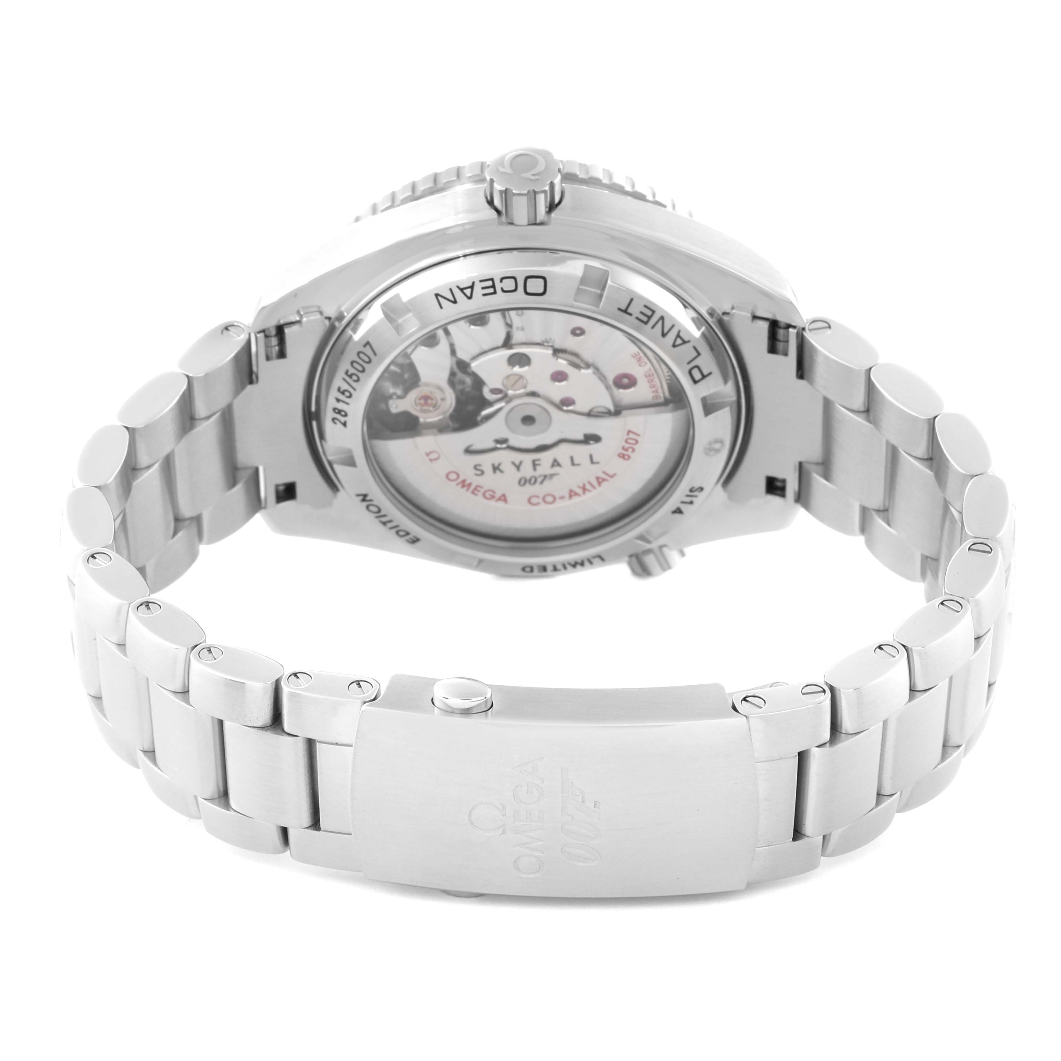 This image shows the back side and the bracelet of the Omega Planet Ocean 232.30.42.21.01.004 Men
s Stainless Steel Black Dial 232.30.42.21.01.004 Men
s Stainless Steel Black Dial watch, featuring the transparent case back and clasp.