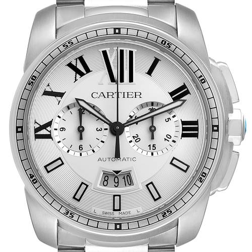 The image shows a front view of the Calibre de Cartier watch, highlighting the dial, subdials, crown, and bezel.