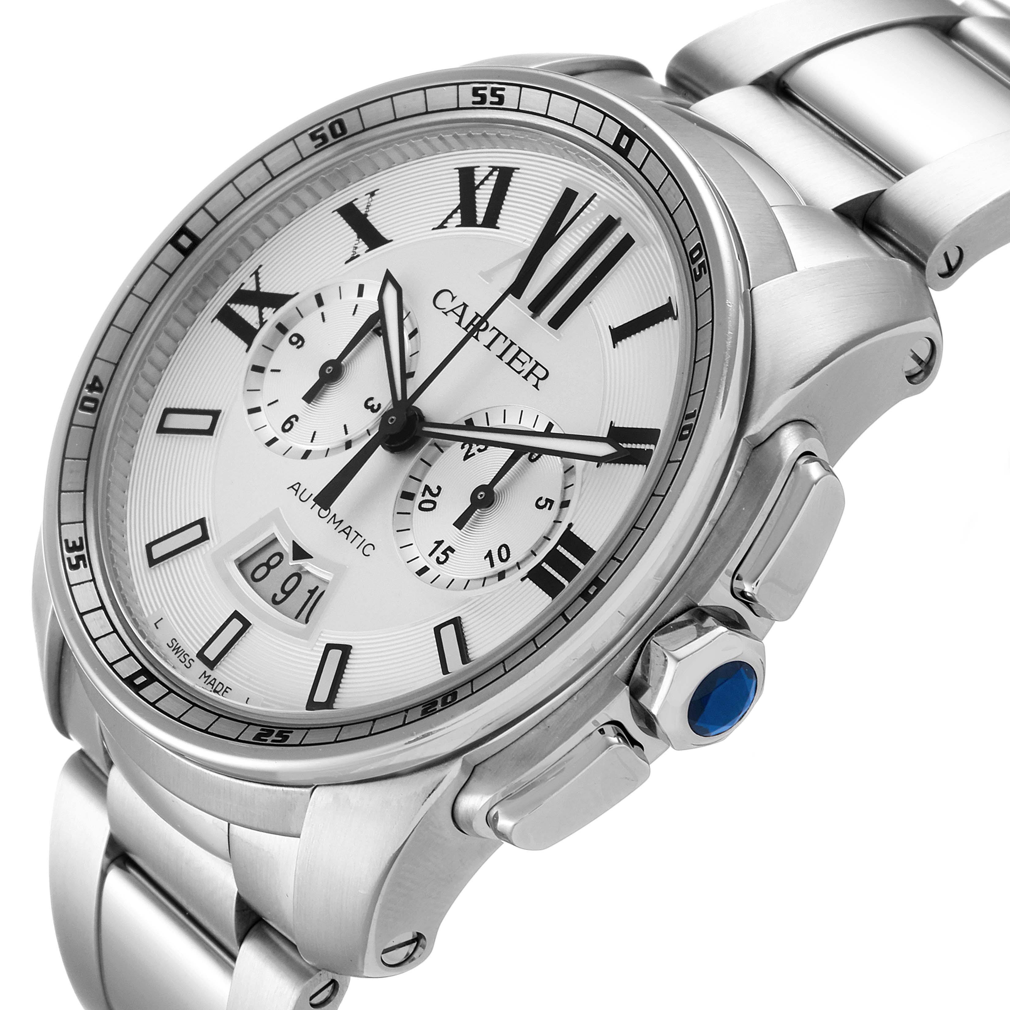 The image shows a close-up, angled view of the face and bracelet of a Calibre de Cartier watch by Cartier.