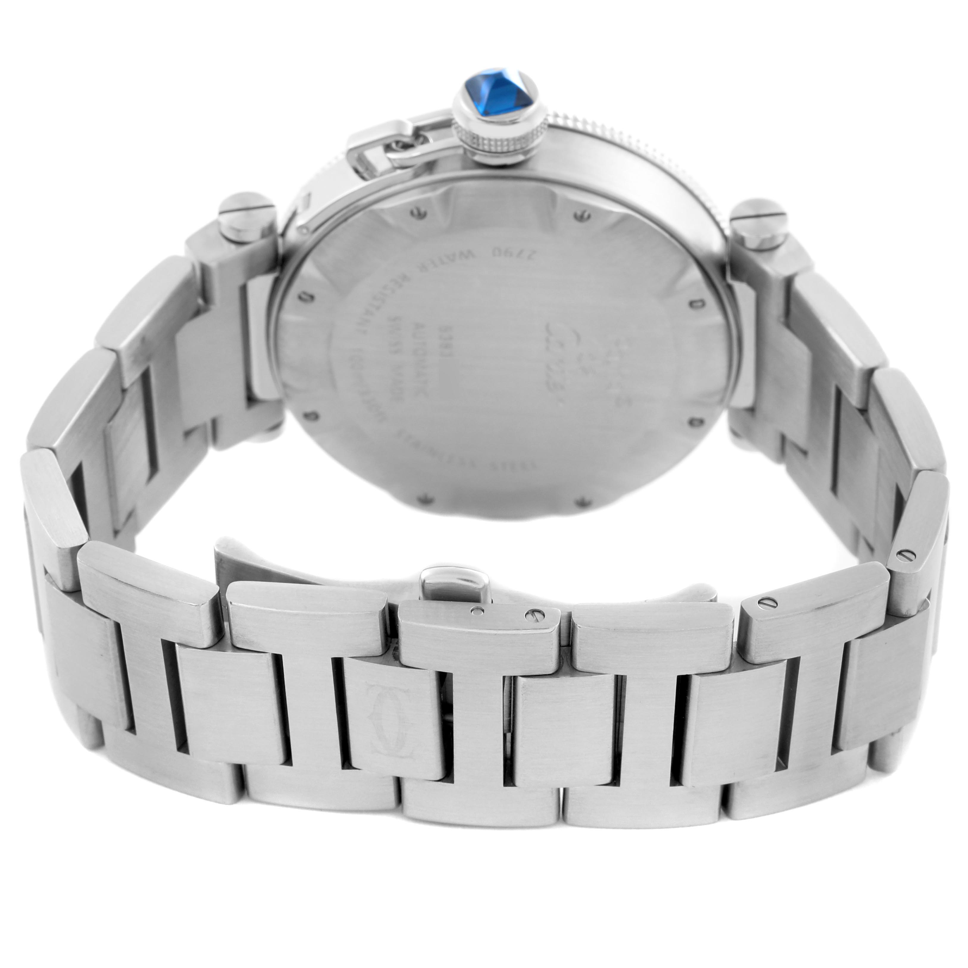 The image shows the back and bracelet of a Cartier Pasha W31080M7 Men
s Stainless Steel Silver Dial W31080M7 Men
s Stainless Steel Silver Dial watch, highlighting the stainless steel links and screw-down crown with a blue cabochon.