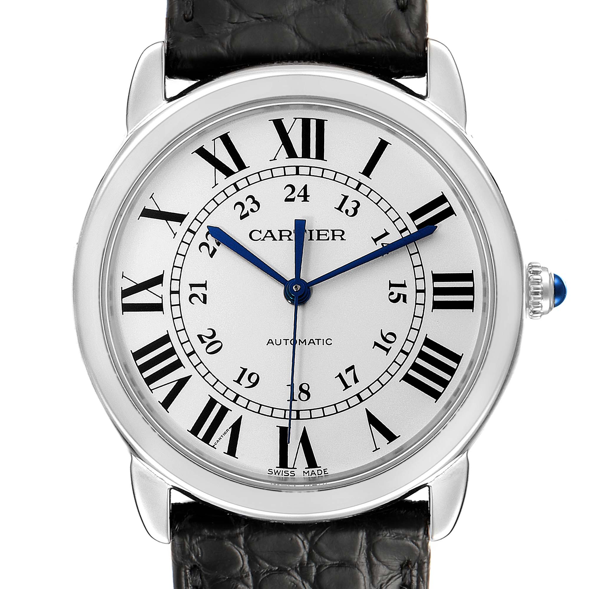This image shows the dial and bezel of the Cartier Ronde WSRN0021 Men
s Stainless Steel Silver Dial WSRN0021 Men
s Stainless Steel Silver Dial watch, featuring Roman numerals and blue hands.