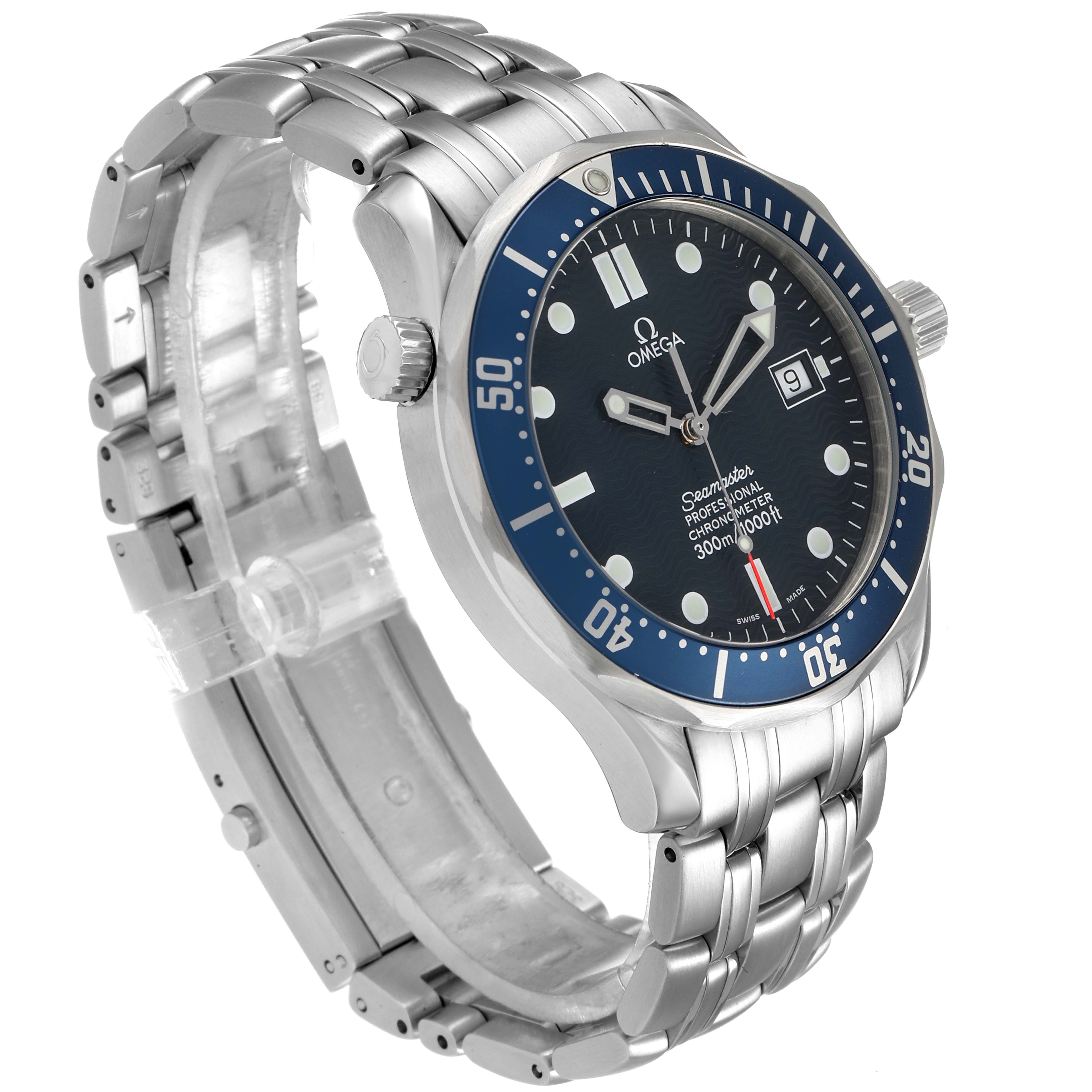 This image shows a side angle of the Omega Seamaster 2531.80.00 Men
s Stainless Steel Blue Dial 2531.80.00 Men
s Stainless Steel Blue Dial watch, detailing the dial, bezel, crown, and bracelet.
