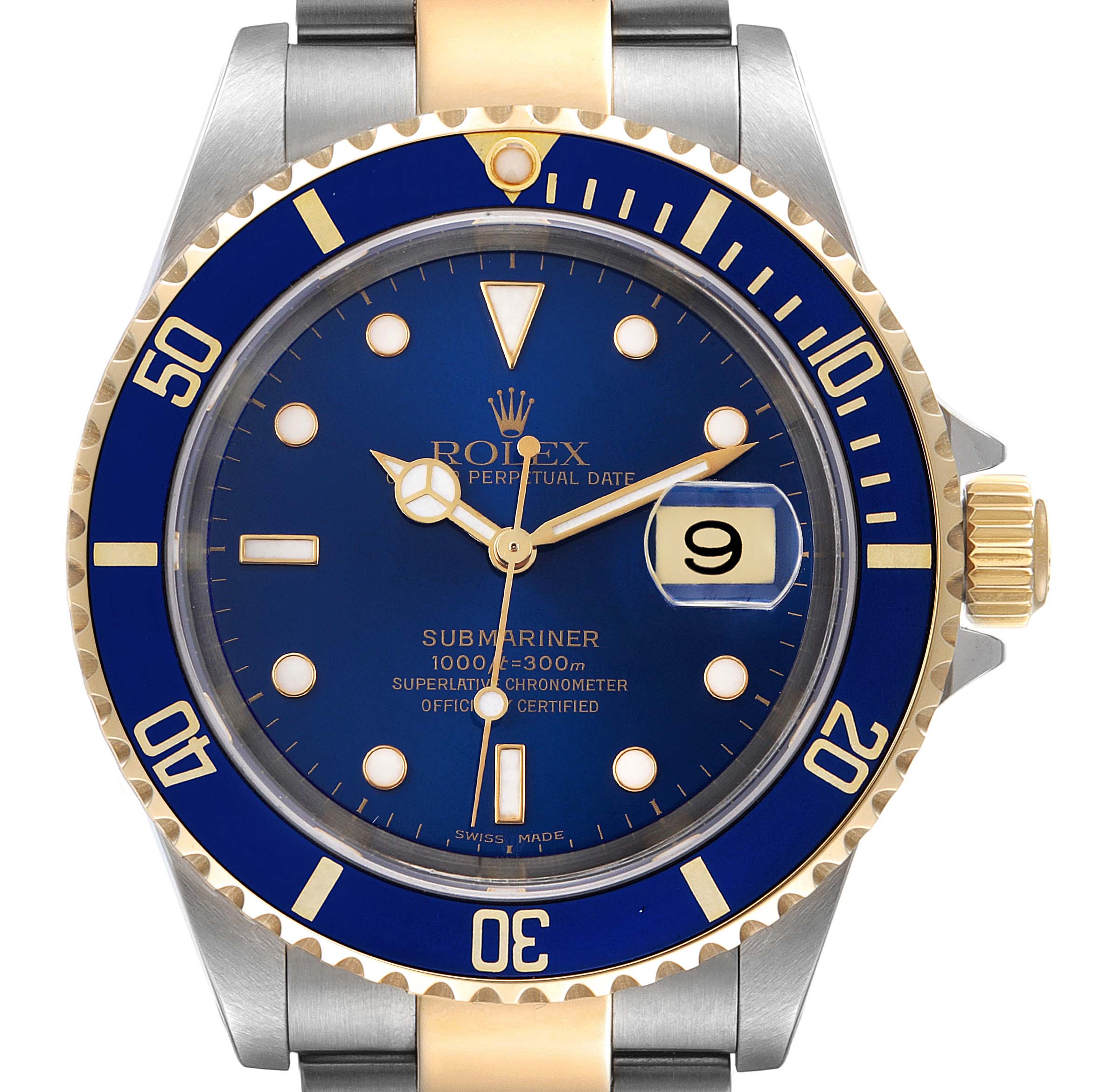 This image shows a front view of a Rolex Submariner 16613 Men
s Steel and Gold (two tone) Blue Dial 16613 Men
s Steel and Gold (two tone) Blue Dial watch featuring a blue dial and gold markers.