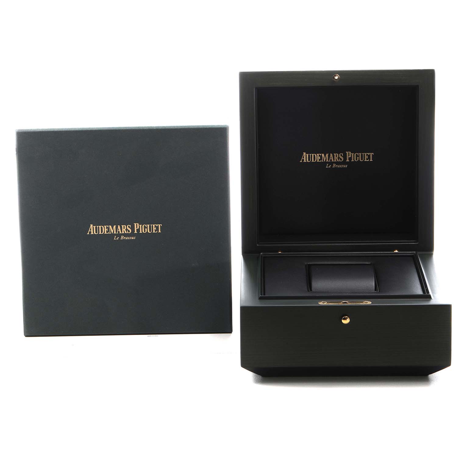 The image shows an open box and cover for the Audemars Piguet Royal Oak Offshore 26284RO.OO.D002CR.01 Men's Rose Gold Red Dial watch, highlighting its branding.