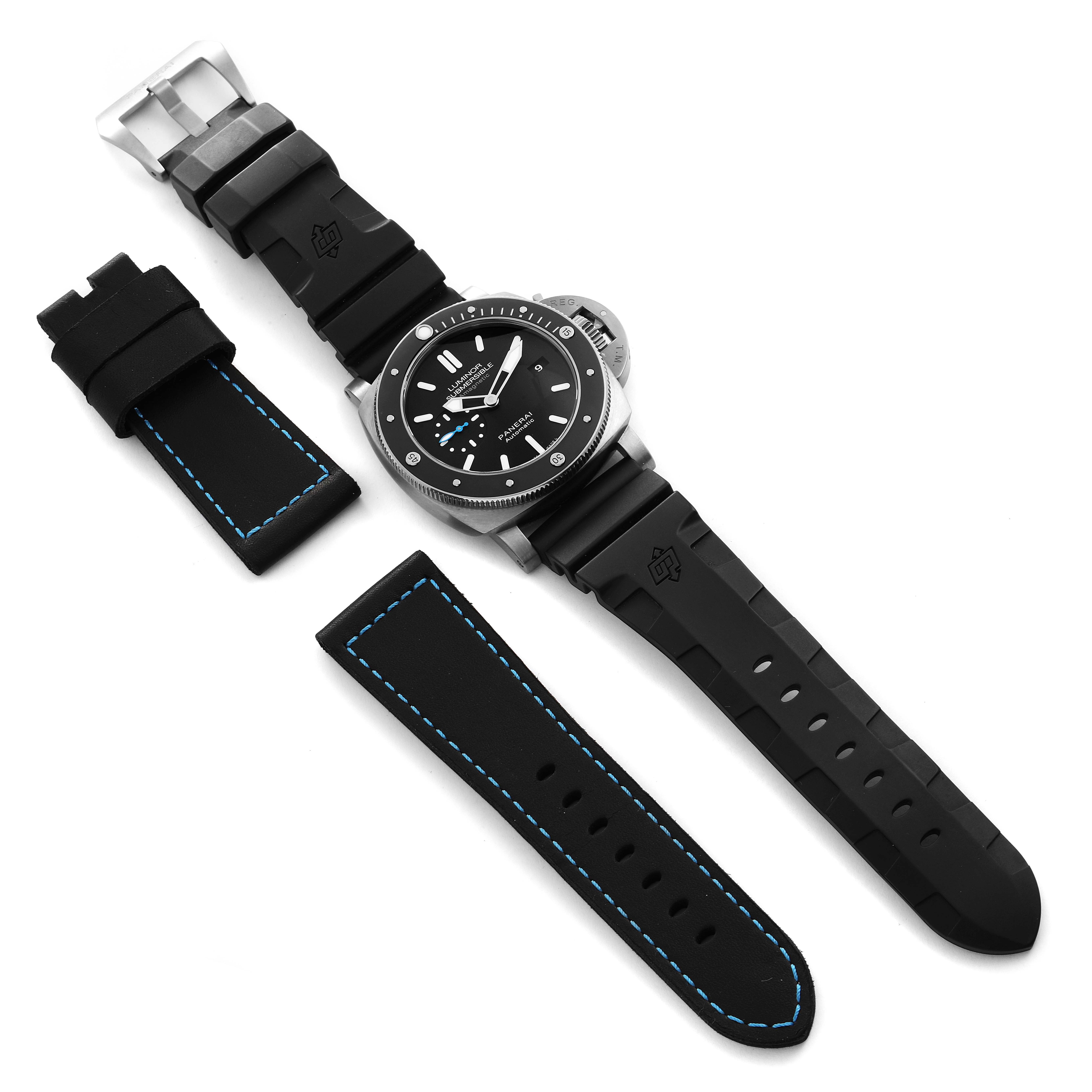 This image displays a Panerai Submersible PAM01389 Men's Titanium Black Dial PAM01389 Men's Titanium Black Dial watch and two additional straps from a top-down angle.