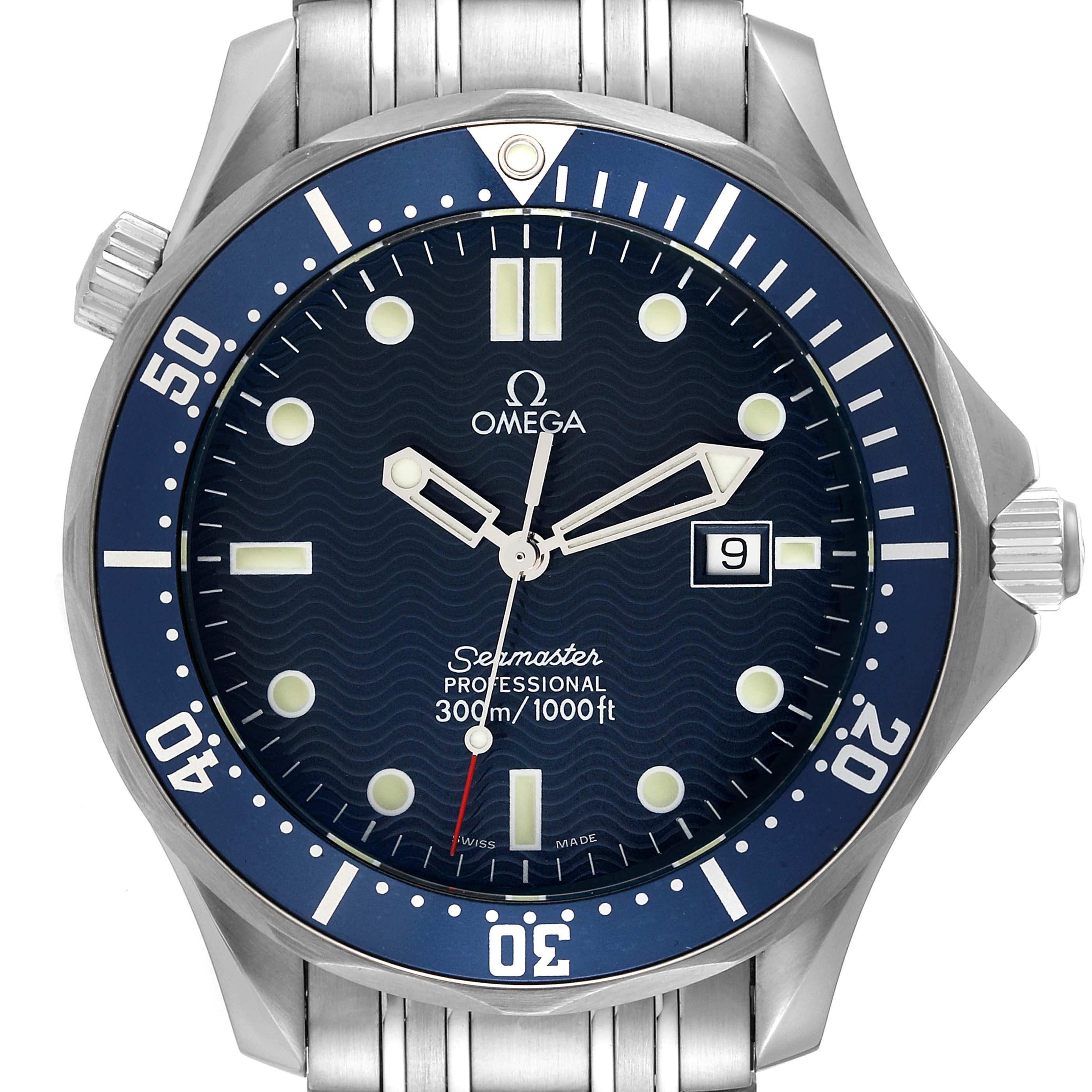 The image shows a front view of the Omega Seamaster 2541.80.00 Men's Stainless Steel Blue Dial 2541.80.00 Men's Stainless Steel Blue Dial watch, highlighting the dial, bezel, and part of the metal bracelet.