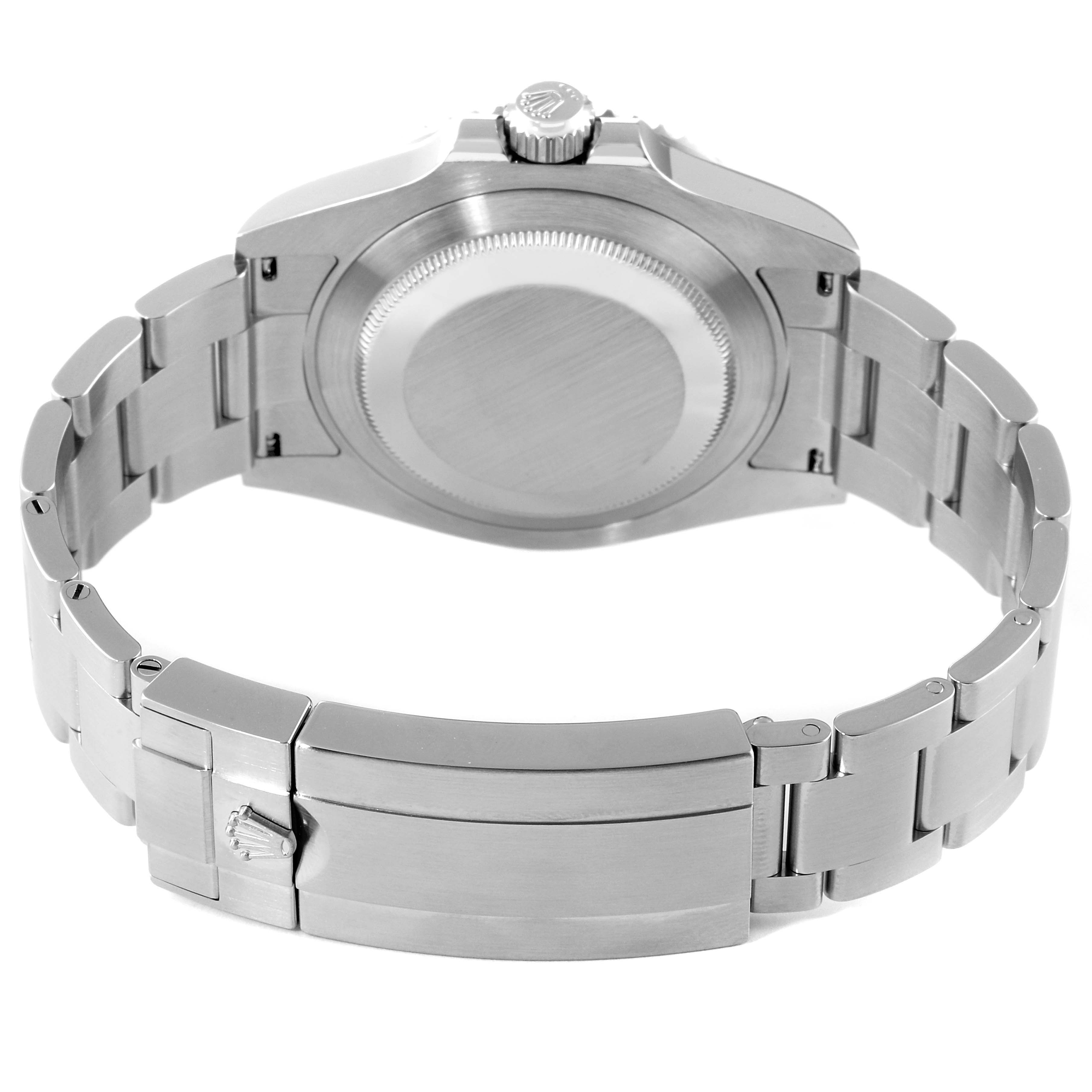 This image shows the back side of the Rolex Submariner 124060 Men
s Stainless Steel Black Dial 124060 Men
s Stainless Steel Black Dial watch, including case back, bracelet, and clasp.