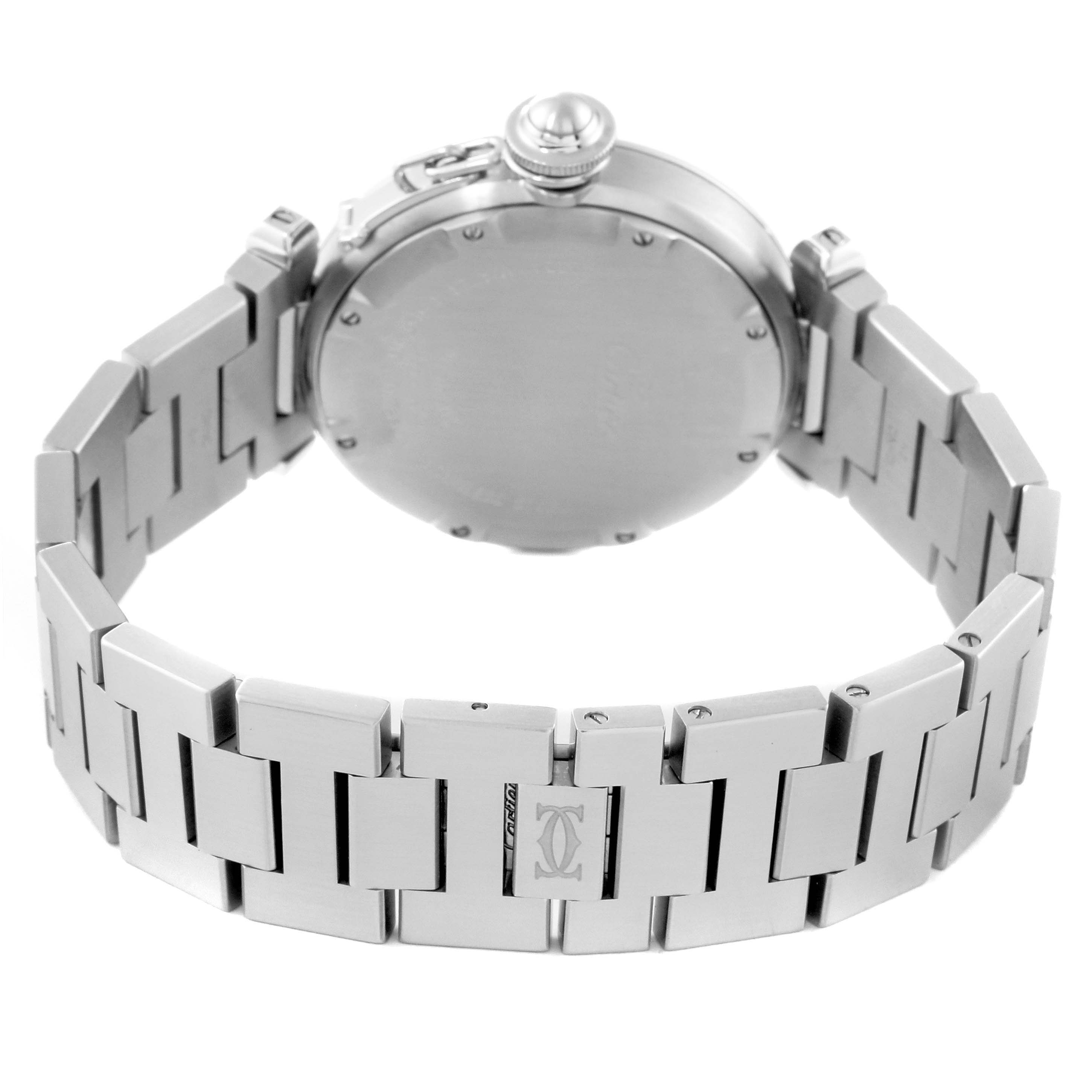 The image shows the back and bracelet of a Cartier Pasha W31074M7 Men's Stainless Steel White Dial W31074M7 Men's Stainless Steel White Dial watch.