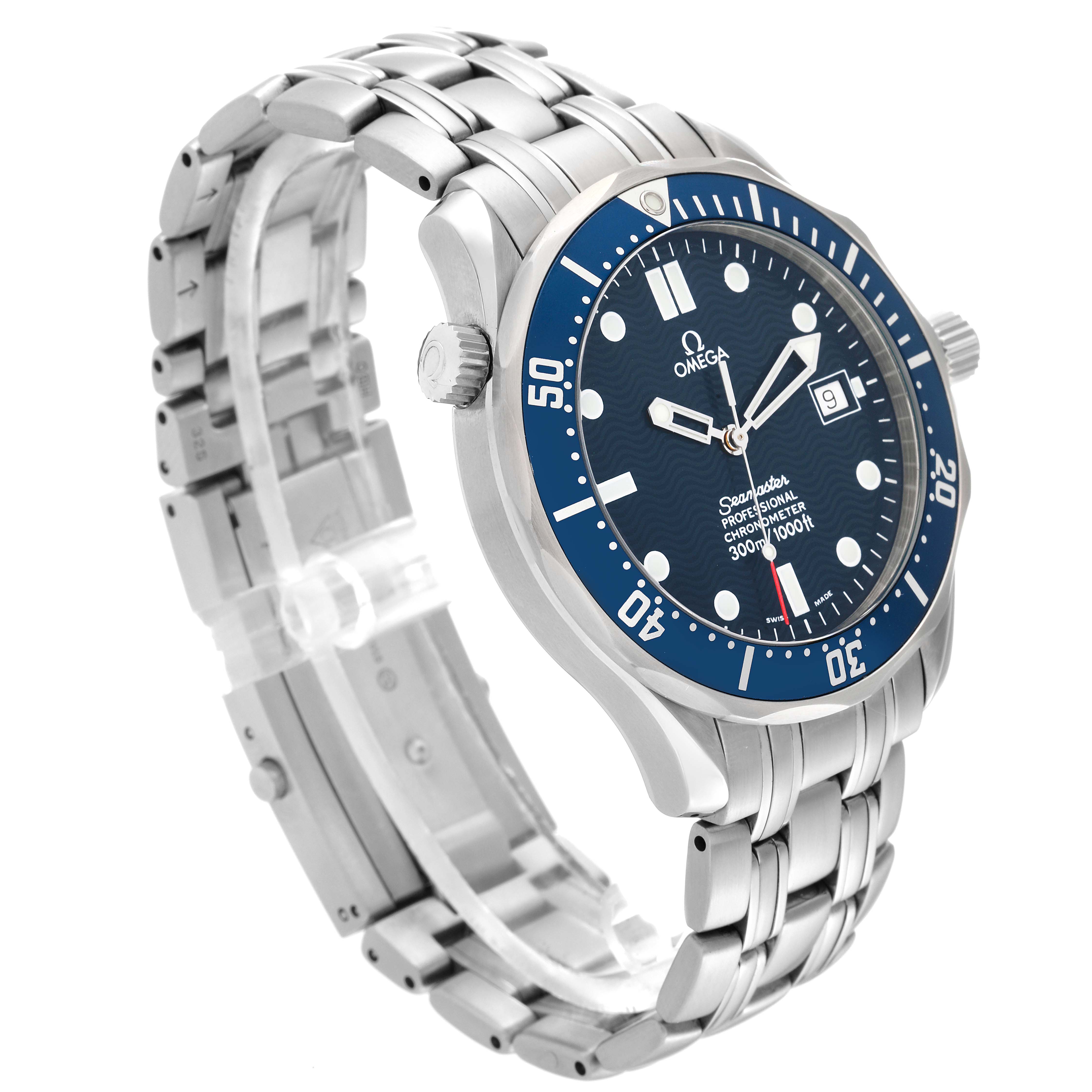 The image shows a side angle of the Omega Seamaster 2531.80.00 Men
s Stainless Steel Blue Dial 2531.80.00 Men
s Stainless Steel Blue Dial watch, highlighting the dial, bezel, and metal bracelet.
