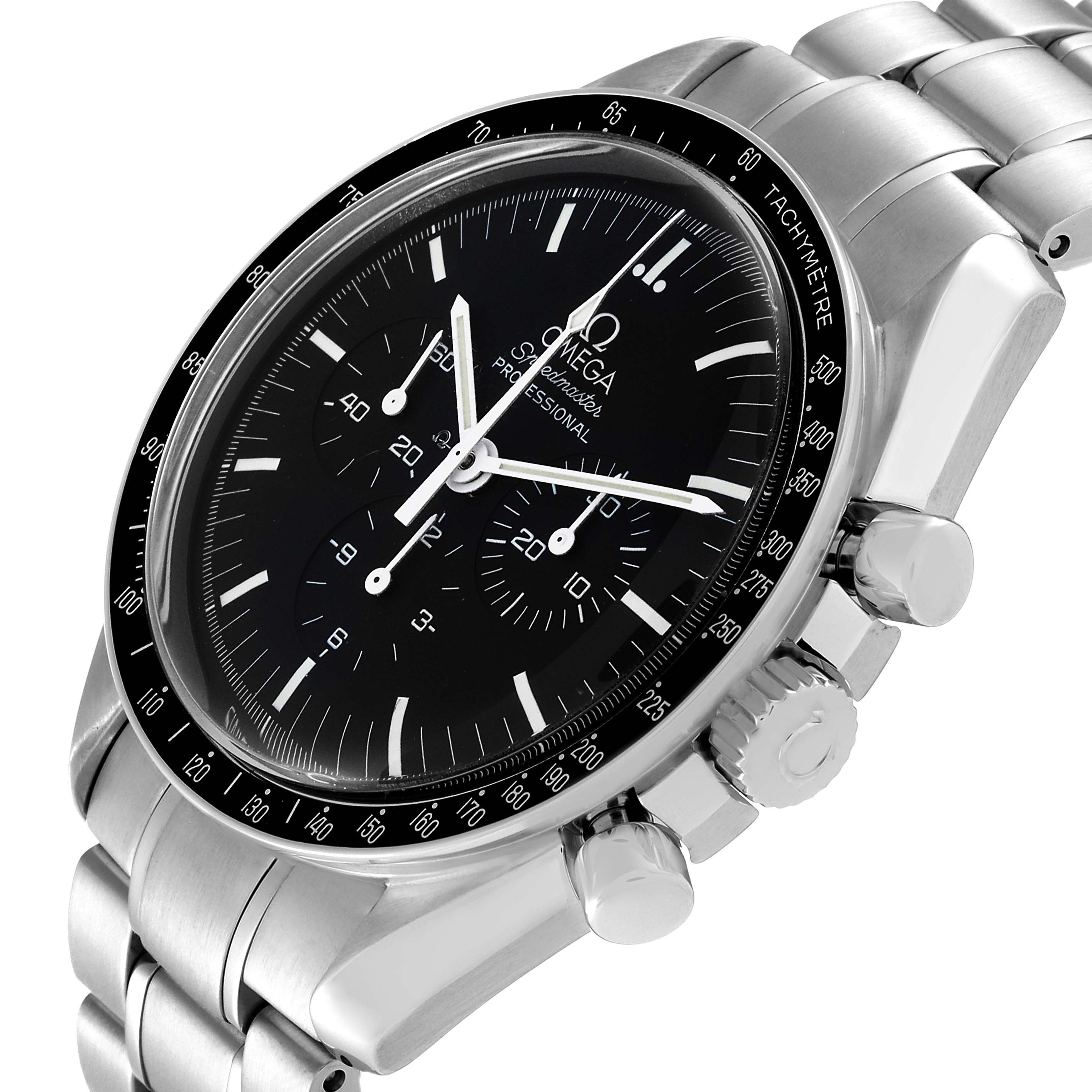 The image shows a close-up angle of the Omega Speedmaster 3572.50.00 Men
s Stainless Steel Black Dial 3572.50.00 Men
s Stainless Steel Black Dial watch, highlighting the face, bezel, and chronograph pushers.