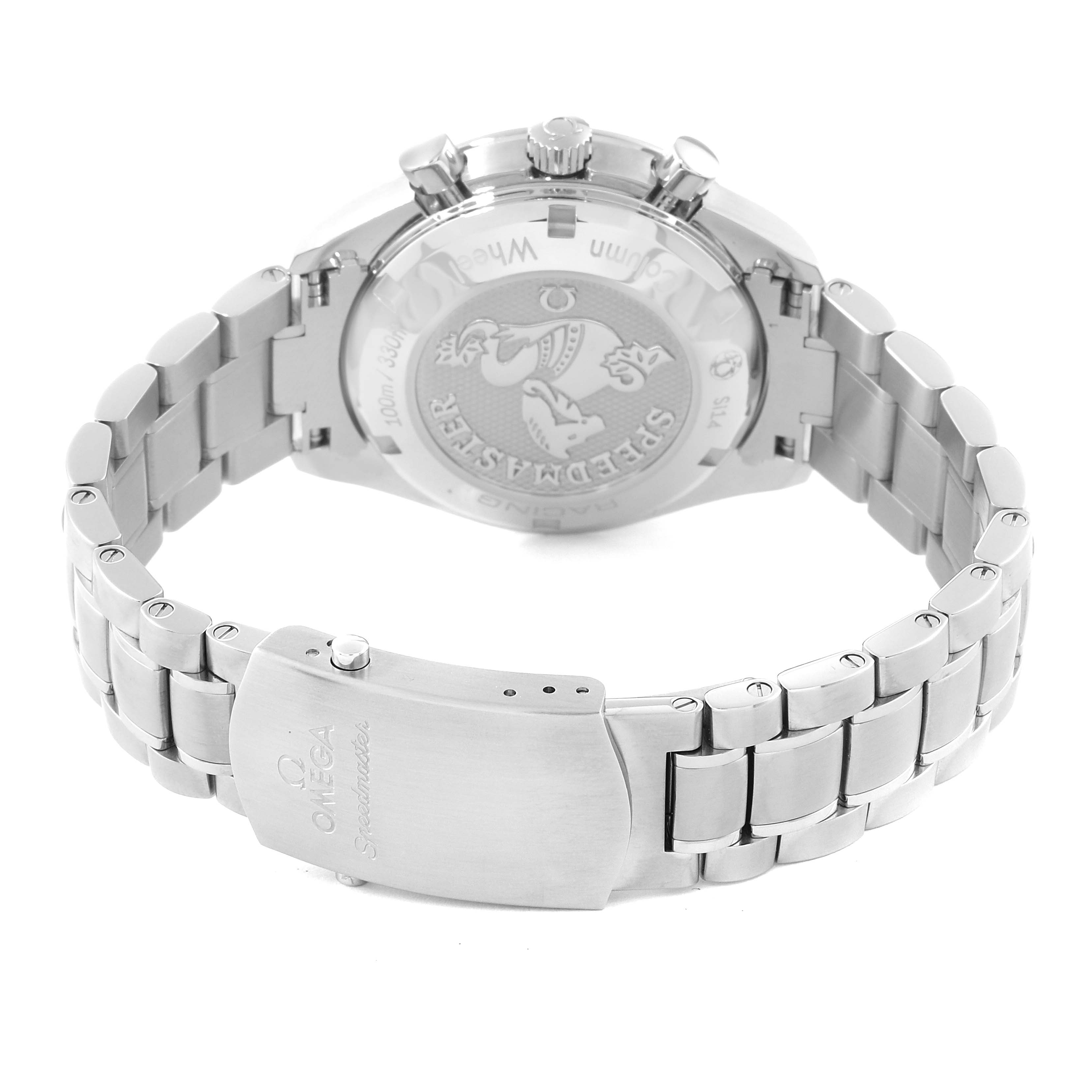 The image shows the back and clasp of an Omega Speedmaster 326.30.40.50.02.001 Men
s Stainless Steel Silver Dial 326.30.40.50.02.001 Men
s Stainless Steel Silver Dial watch, highlighting the engraved logo and metal bracelet.